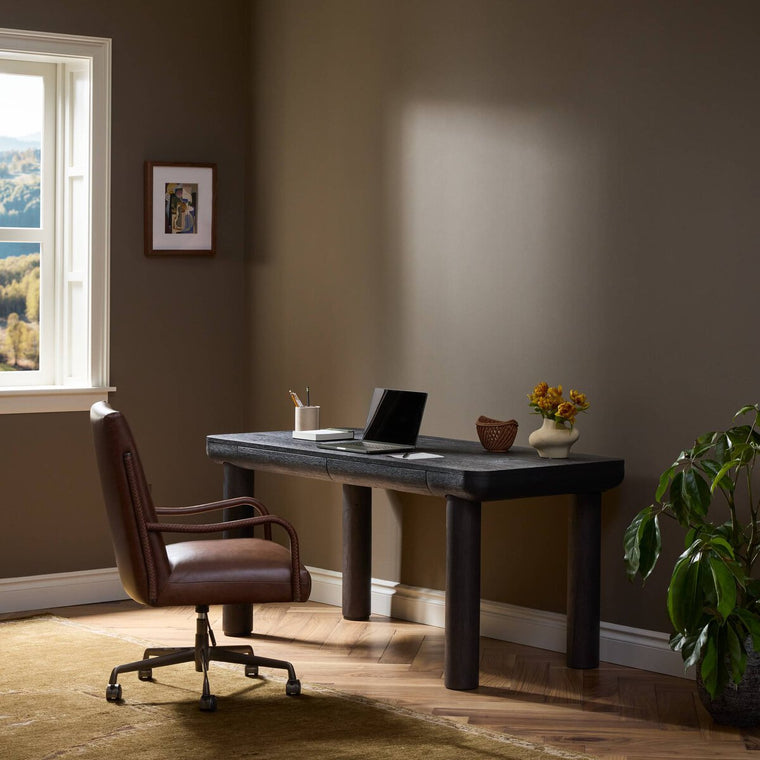 Designing the Ultimate Luxury Home Office: Furniture & Layout Tips