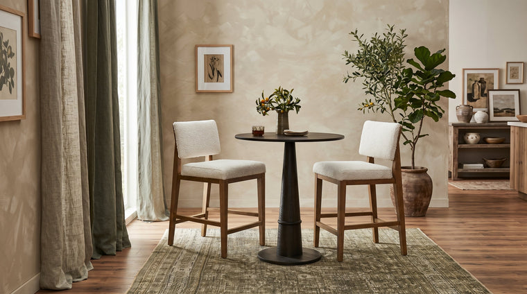 How to Choose Between Counter-Height and Bar-Height Seating for Your Kitchen