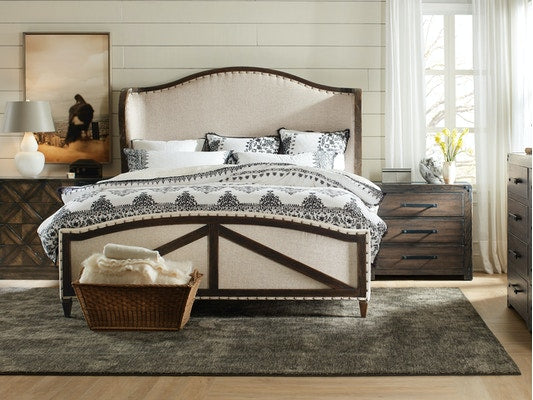 Hooker Furniture American Life Roslyn County Collection