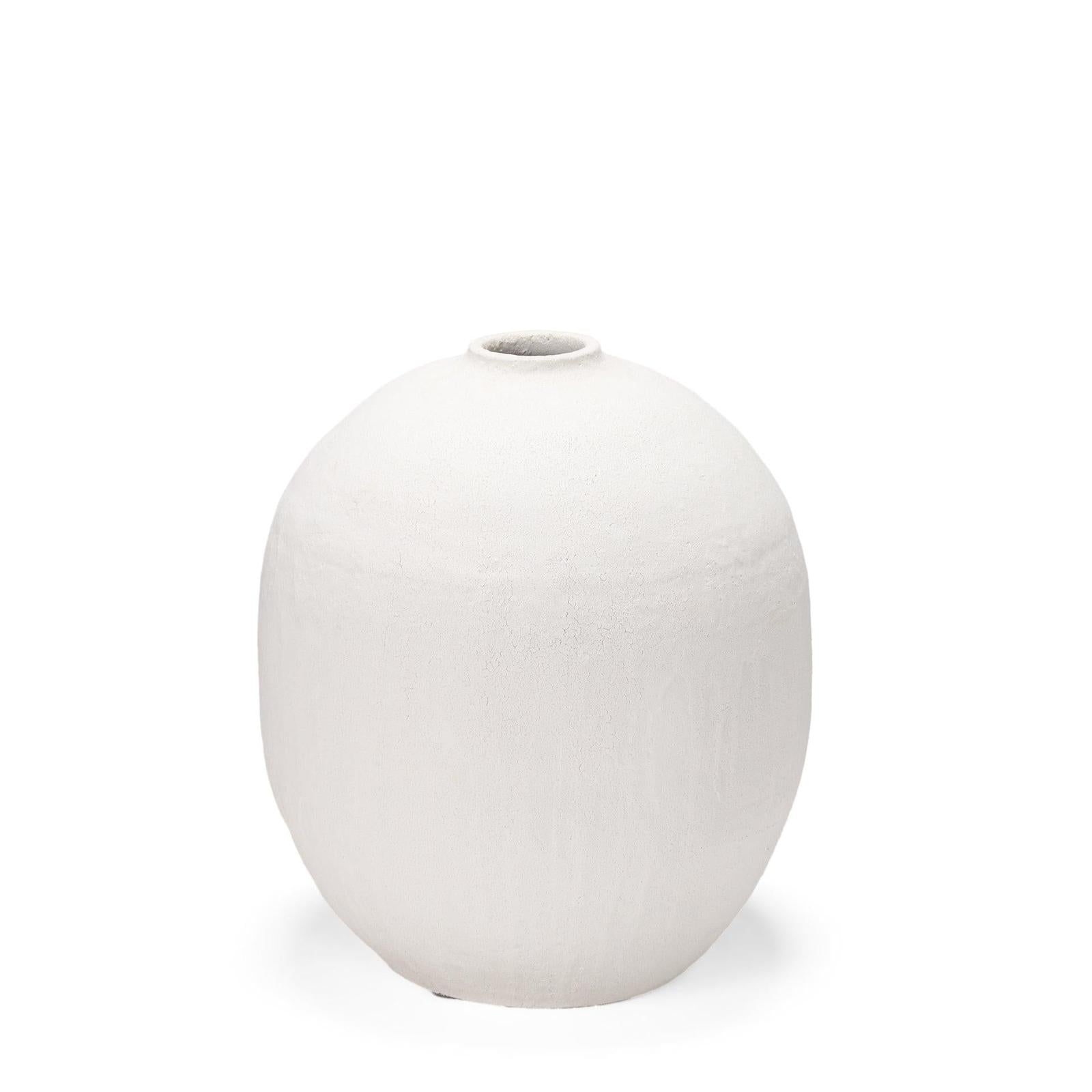 Mercana Karakum White Textured Ceramic Vase