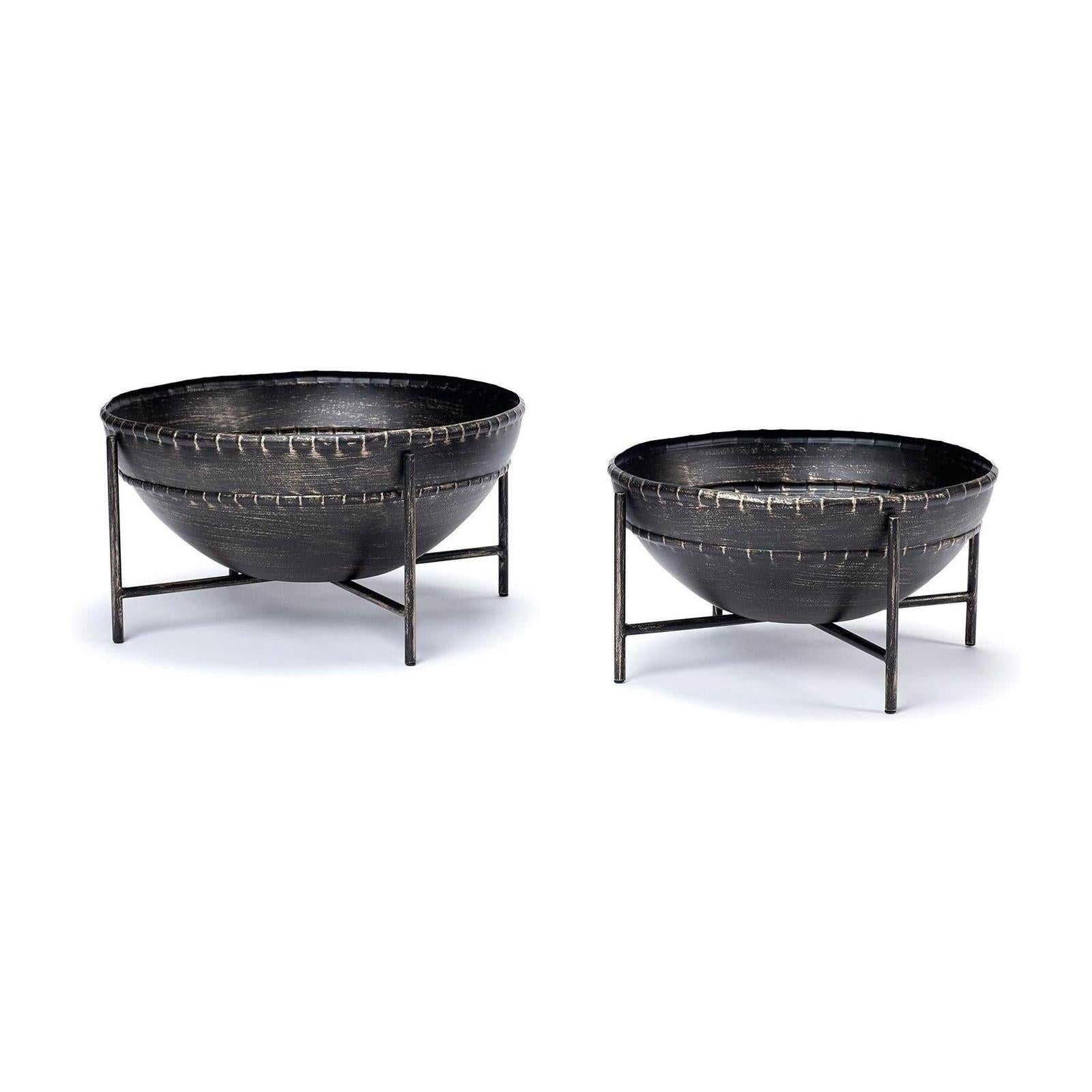 Mercana Cauldron Brown Metal Bowls- Set of 2