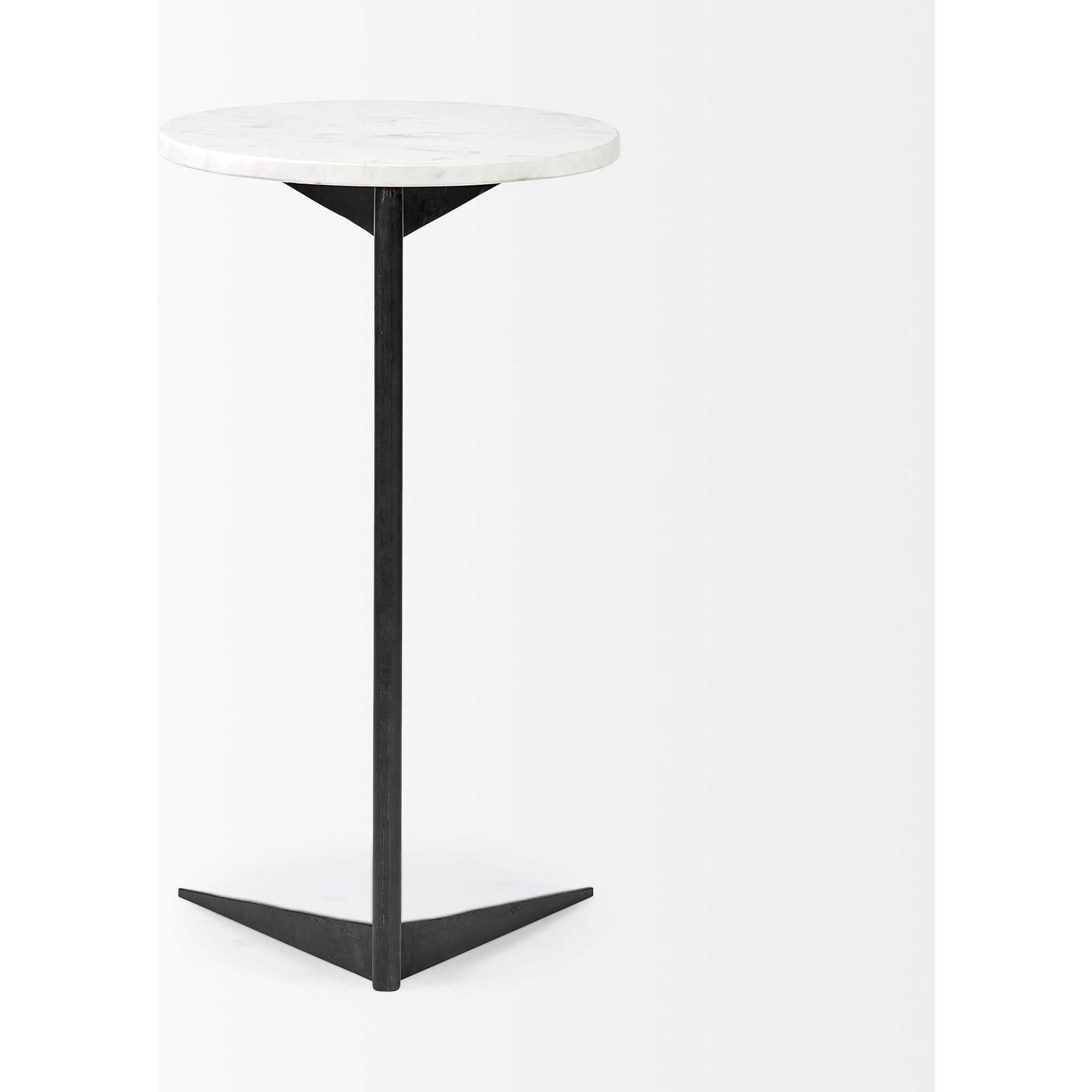 Mercana Ballatine Round Top w/ Black Metal Base Accent Table
