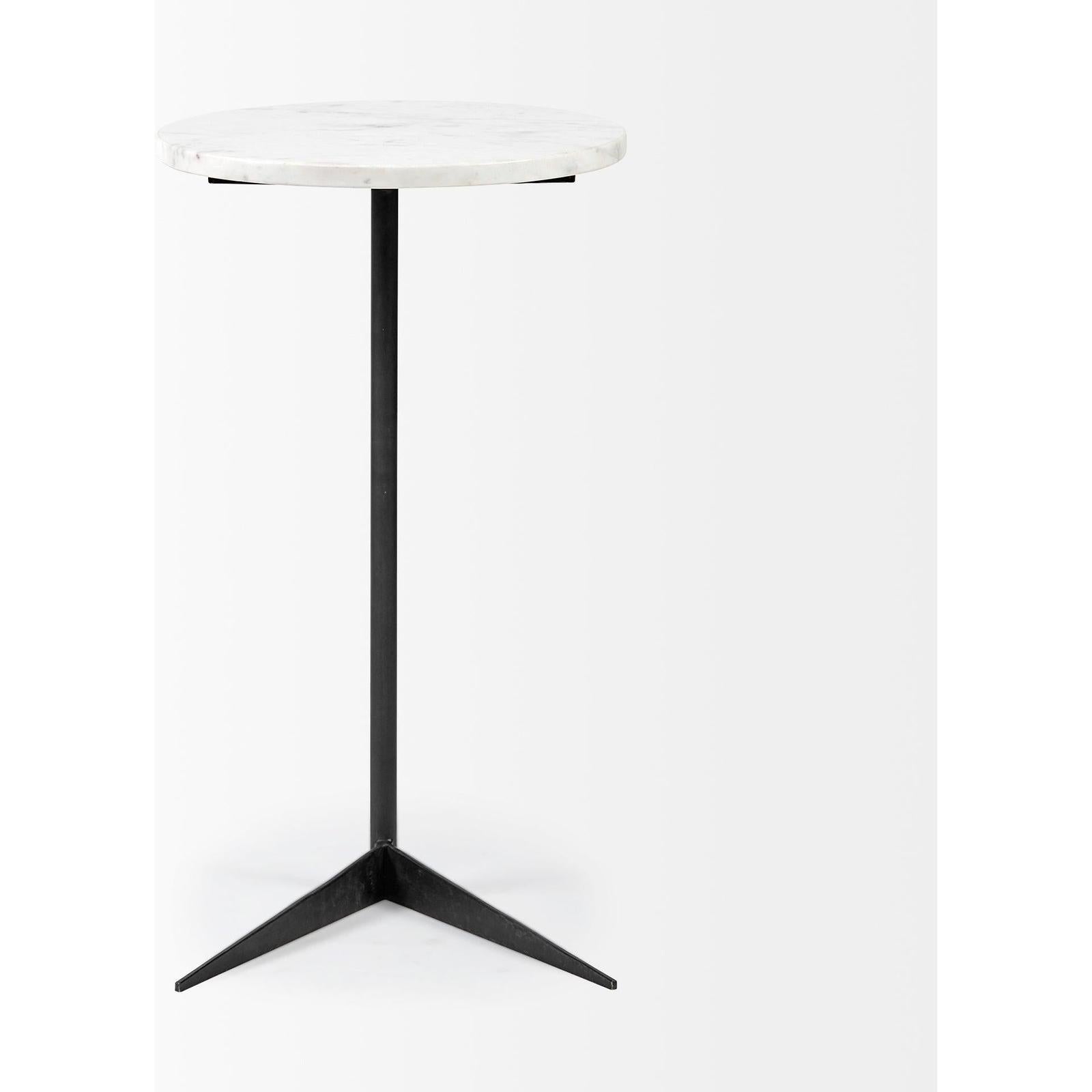 Mercana Ballatine Round Top w/ Black Metal Base Accent Table