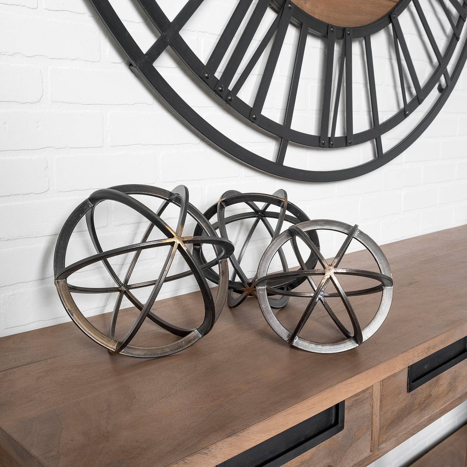 Mercana Galenna Black Metal Circular Decorative Orb