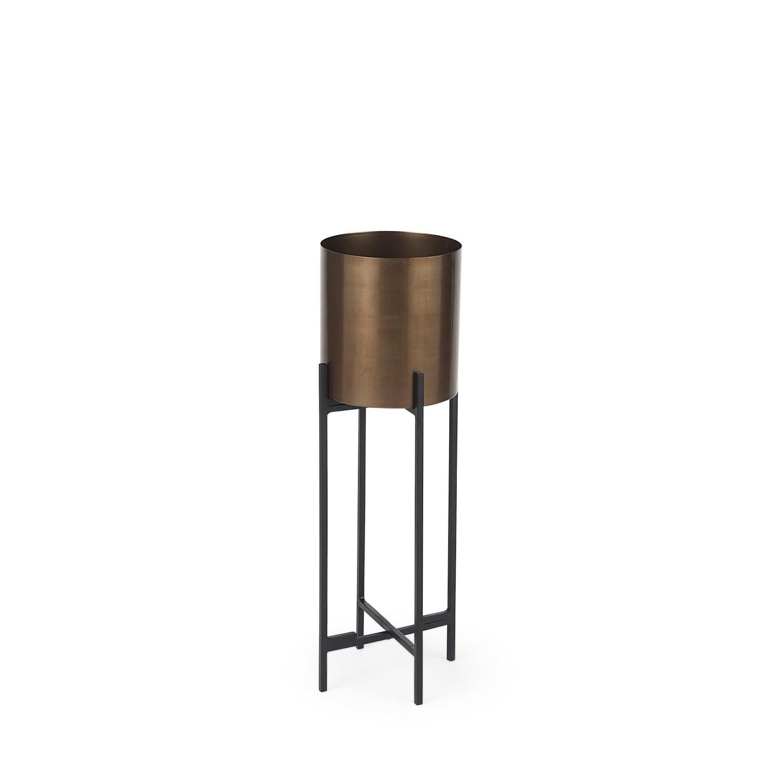 Mercana Sowerberry Plant Stand