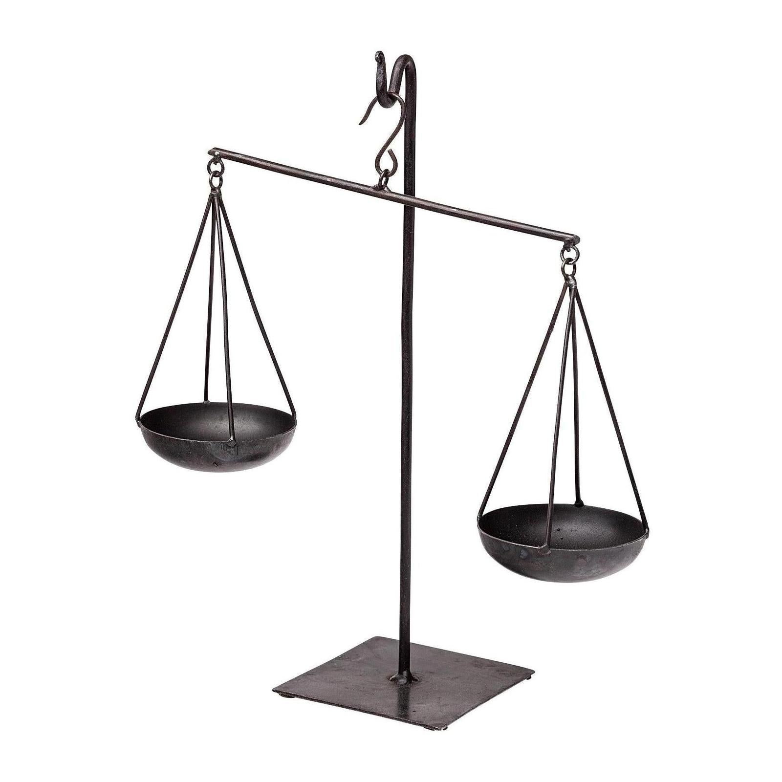 Mercana Ellis Black Metal Vintage Inspired Weighing Scale