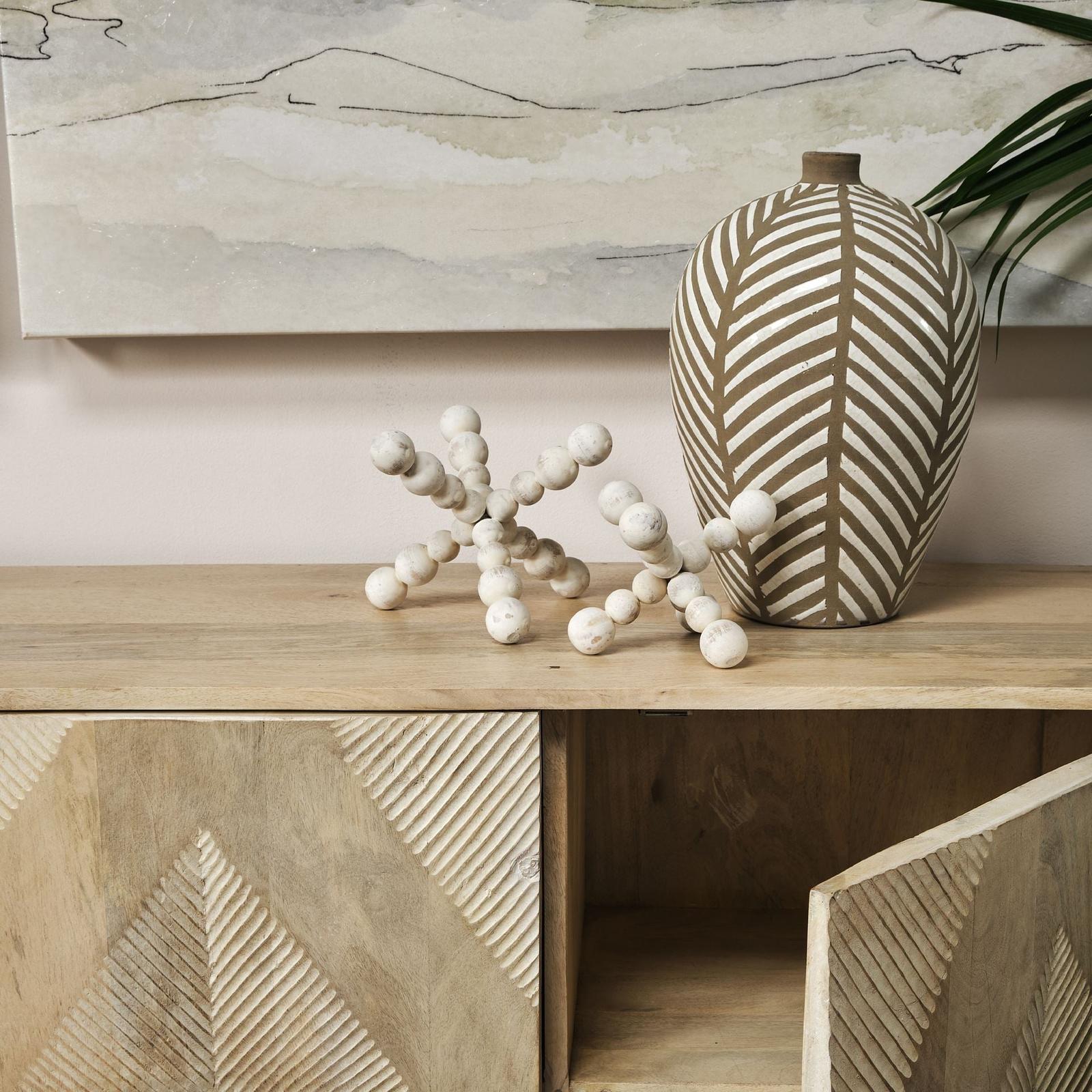 Mercana Carrollton Off-White Geometric Wood Ball Jack