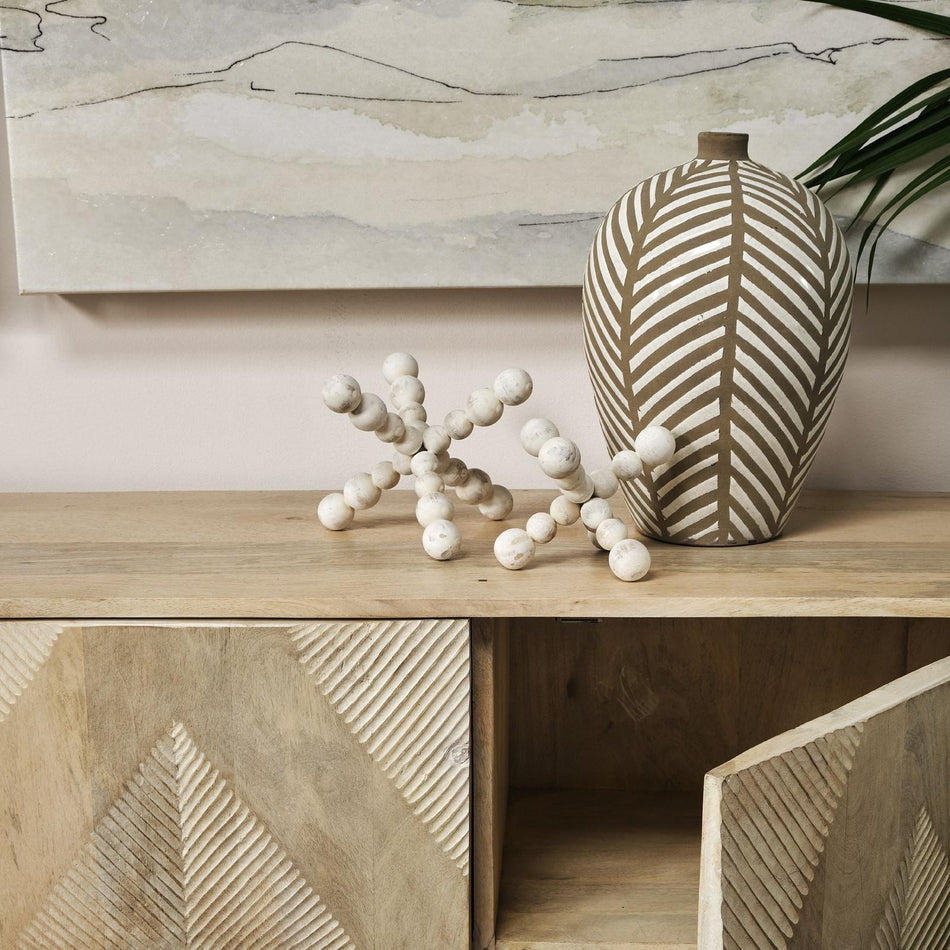 Mercana Carrollton Off-White Geometric Wood Ball Jack