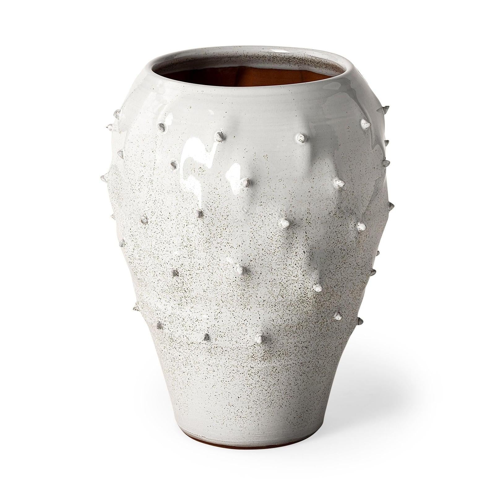 Mercana Julian Glossy White Ceramic Spoked Vase