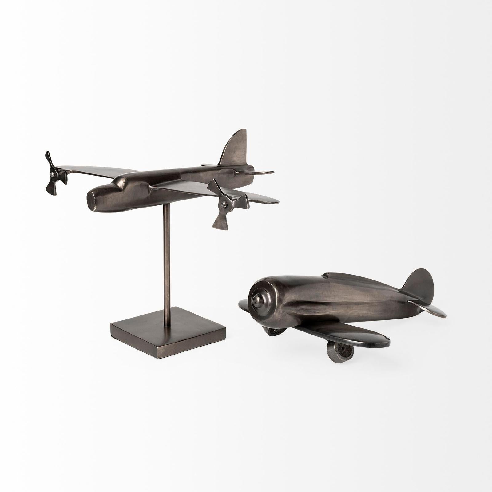 Mercana Maverick Gray Metal Plane