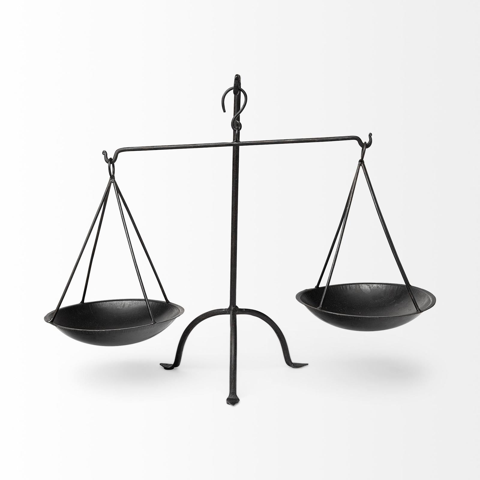 Mercana Adilah  Black Metal Vintage Inspired Weighing Scale