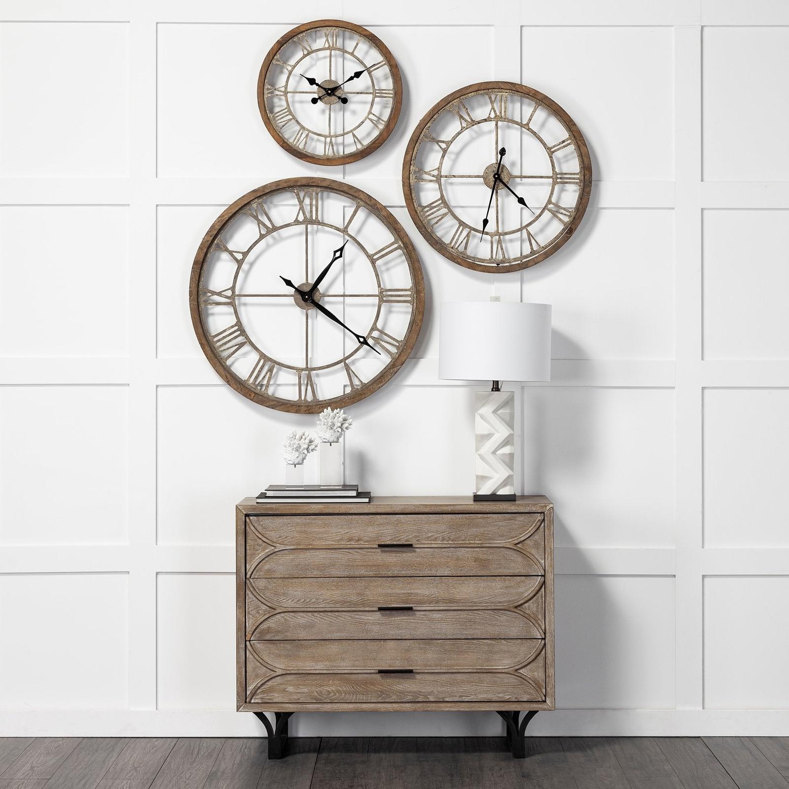 Mercana Isla White Replica Resin Coral On Clear White Glass Clearance