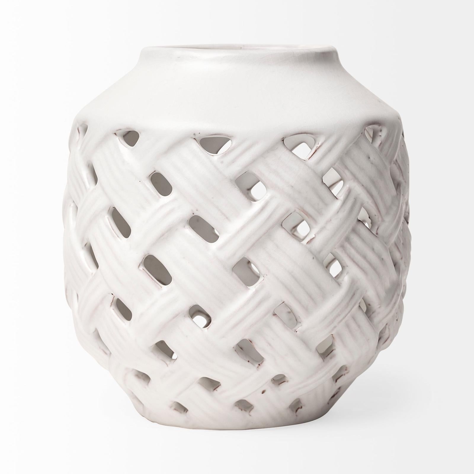 Mercana Forillon I Short White Glazed Lattice Pattern Vase Clearance