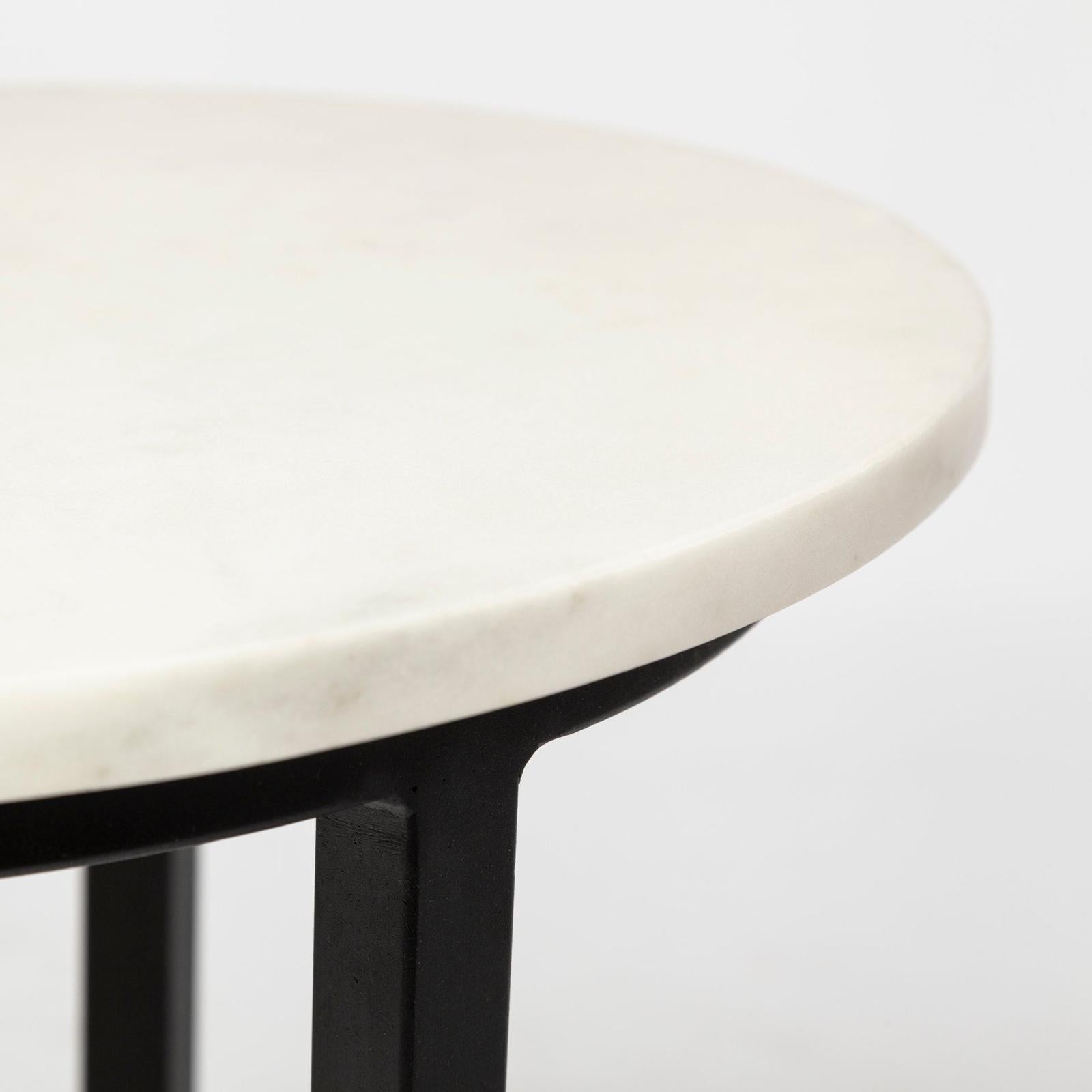 Mercana Bombola White Round Marble Top W/Black Metal Frame Accent Table
