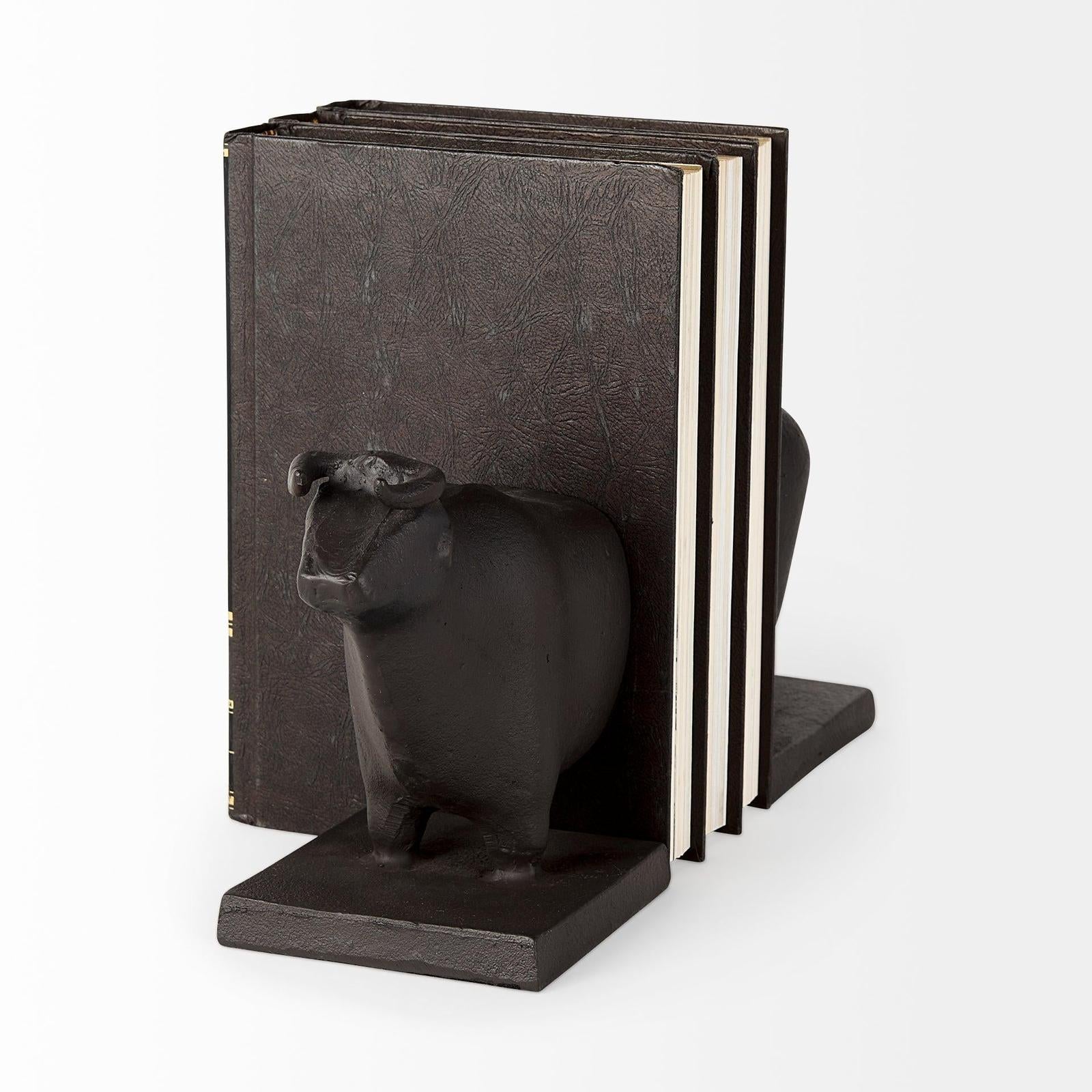 Mercana Taurus Black Cast Aluminum Bull Bookends- Set of 2
