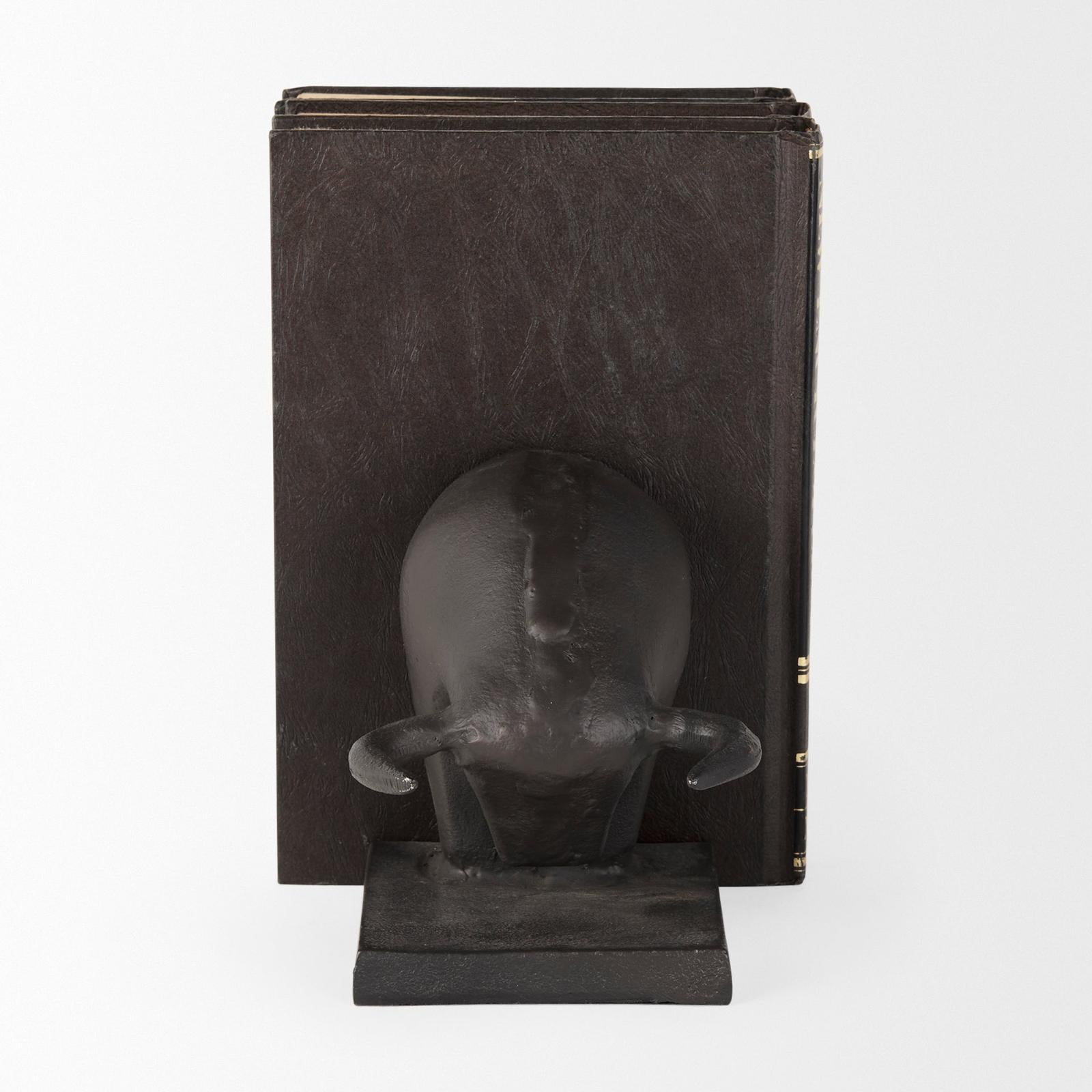 Mercana Taurus Black Cast Aluminum Bull Bookends- Set of 2
