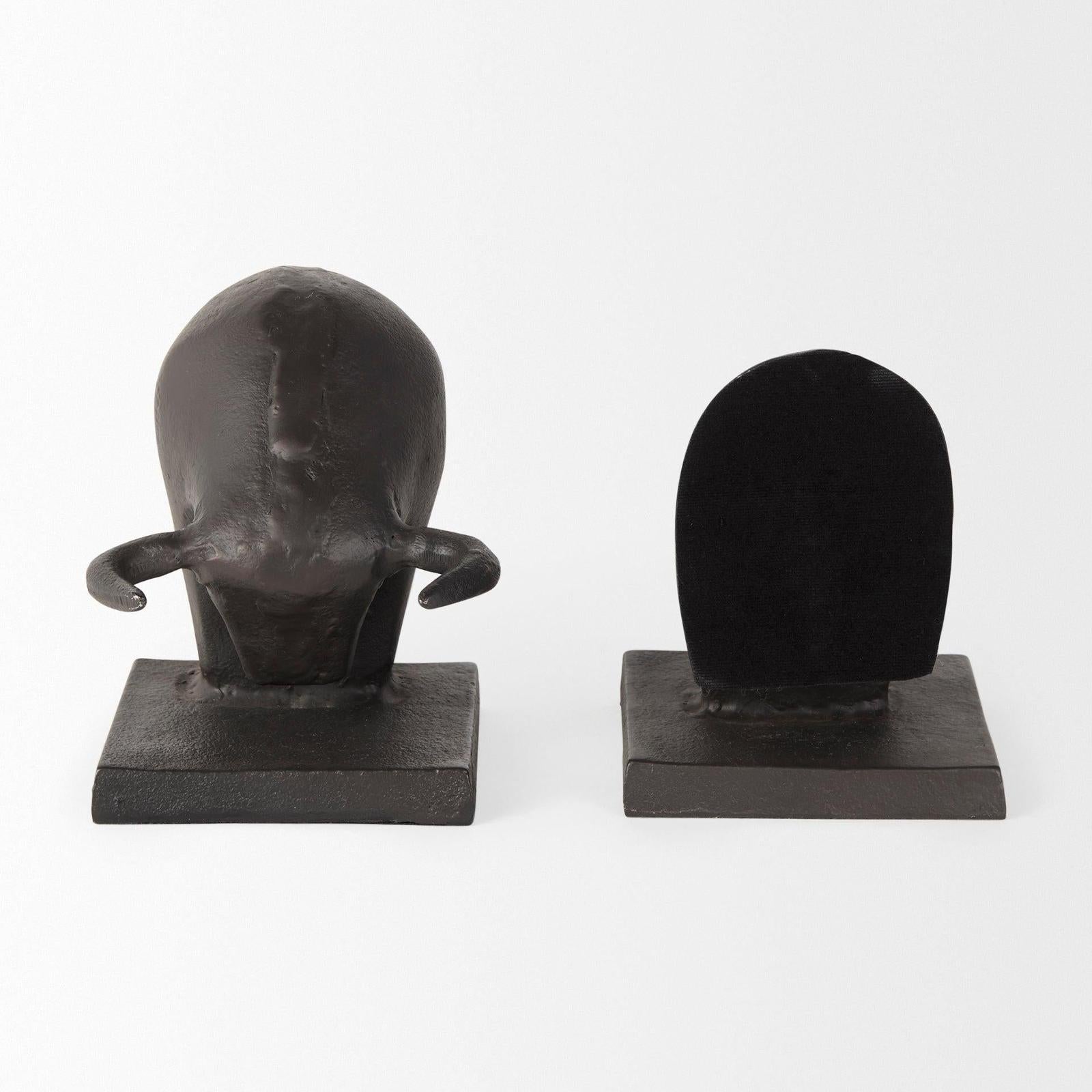 Mercana Taurus Black Cast Aluminum Bull Bookends- Set of 2