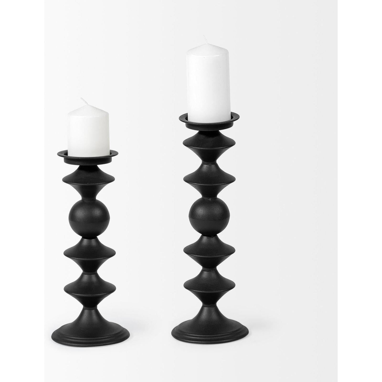 Mercana Candelero Black Metal Grooved Table Candle Holder
