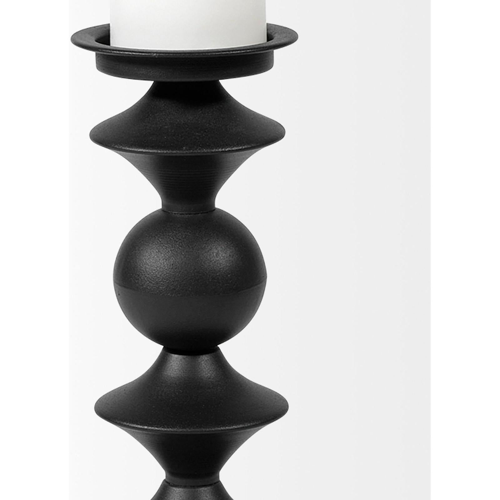 Mercana Candelero Black Metal Grooved Table Candle Holder