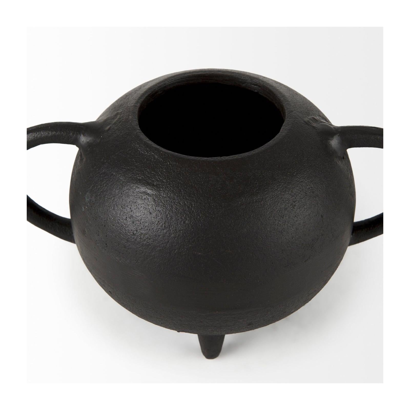 Mercana Cyrus Black Vase Decorative Object