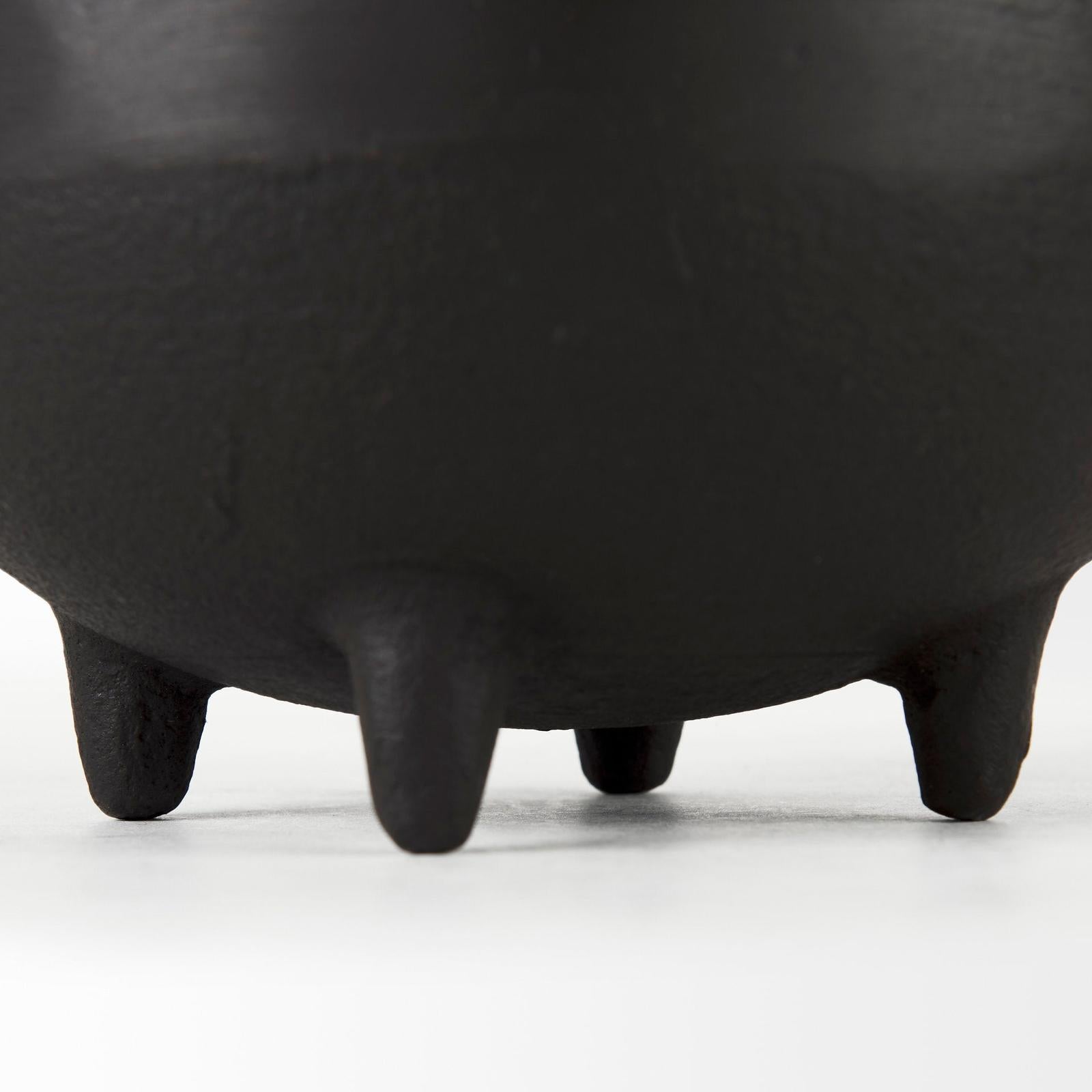 Mercana Cyrus Black Vase Decorative Object