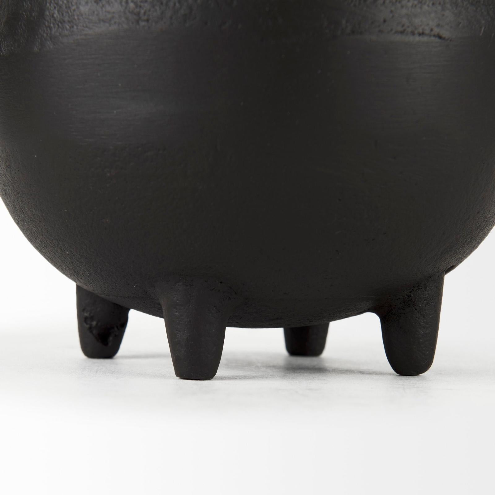 Mercana Cyrus Black Vase Decorative Object