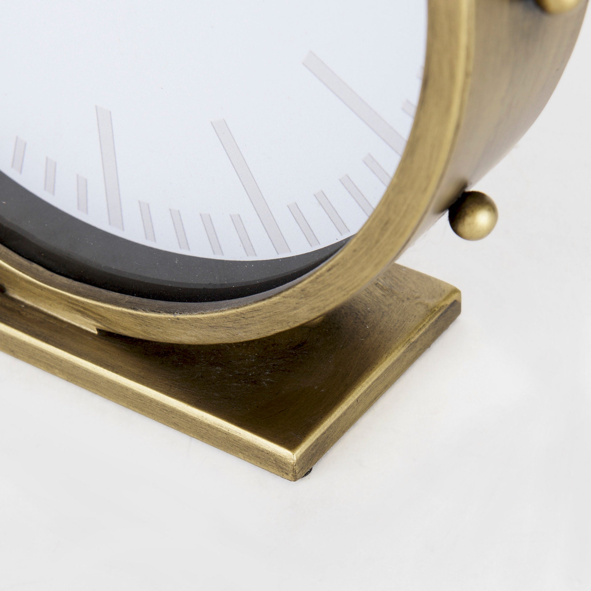 Mercana Marian Table Clock