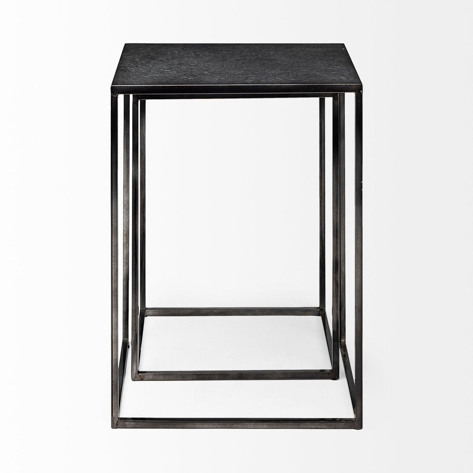 Mercana Kasey Galvanized Metal Nesting Accent Tables- Set of 2