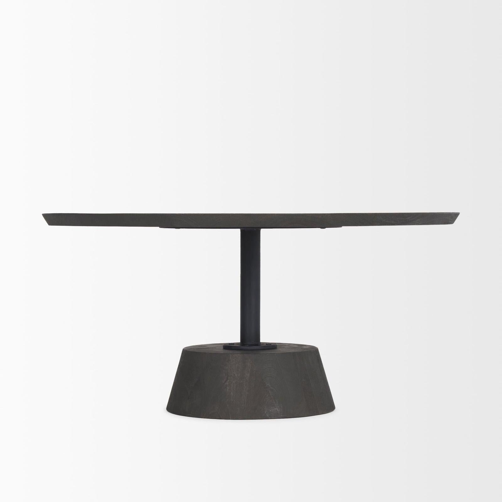 Mercana Maxwell Pedestal Base Round Coffee Table