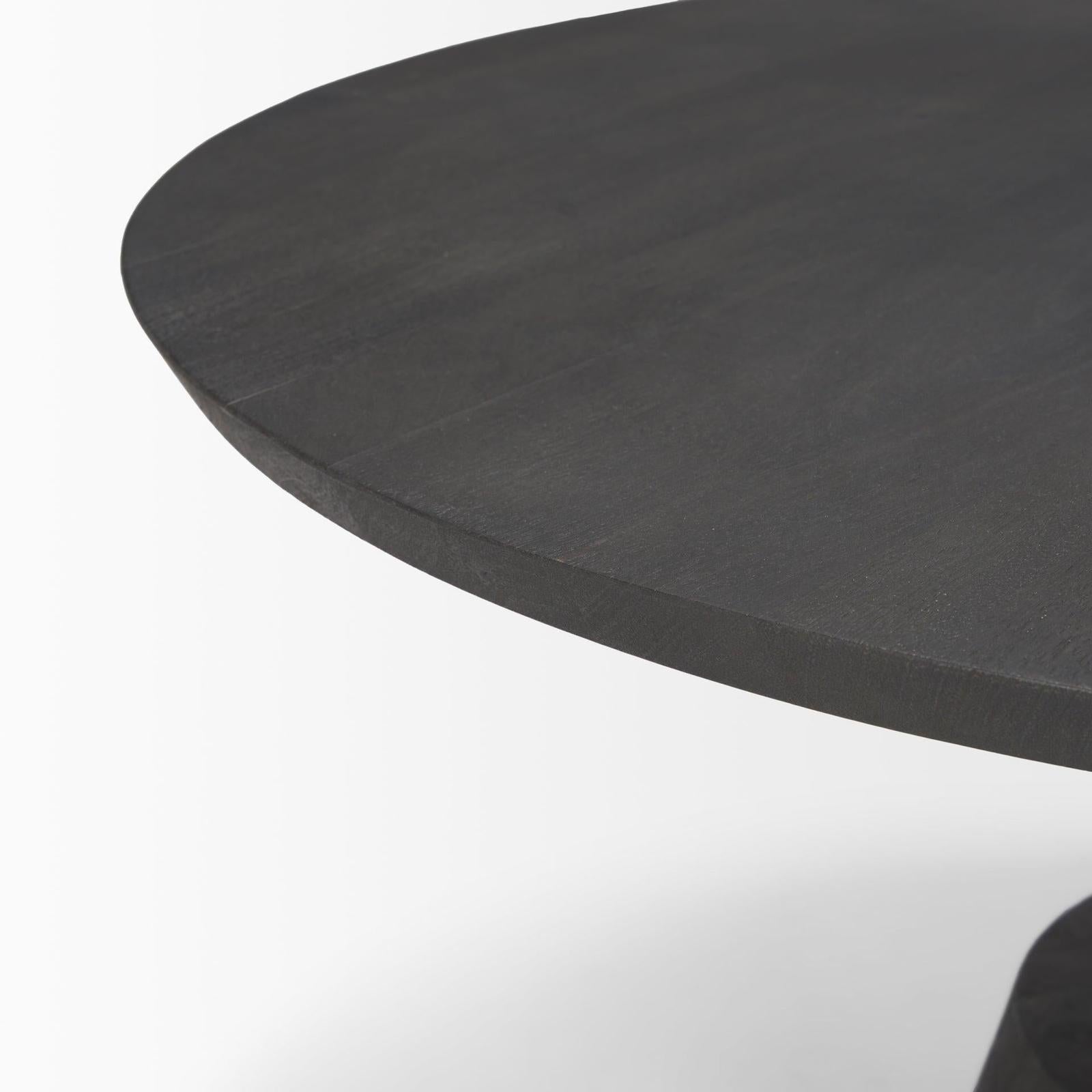 Mercana Maxwell Pedestal Base Round Coffee Table