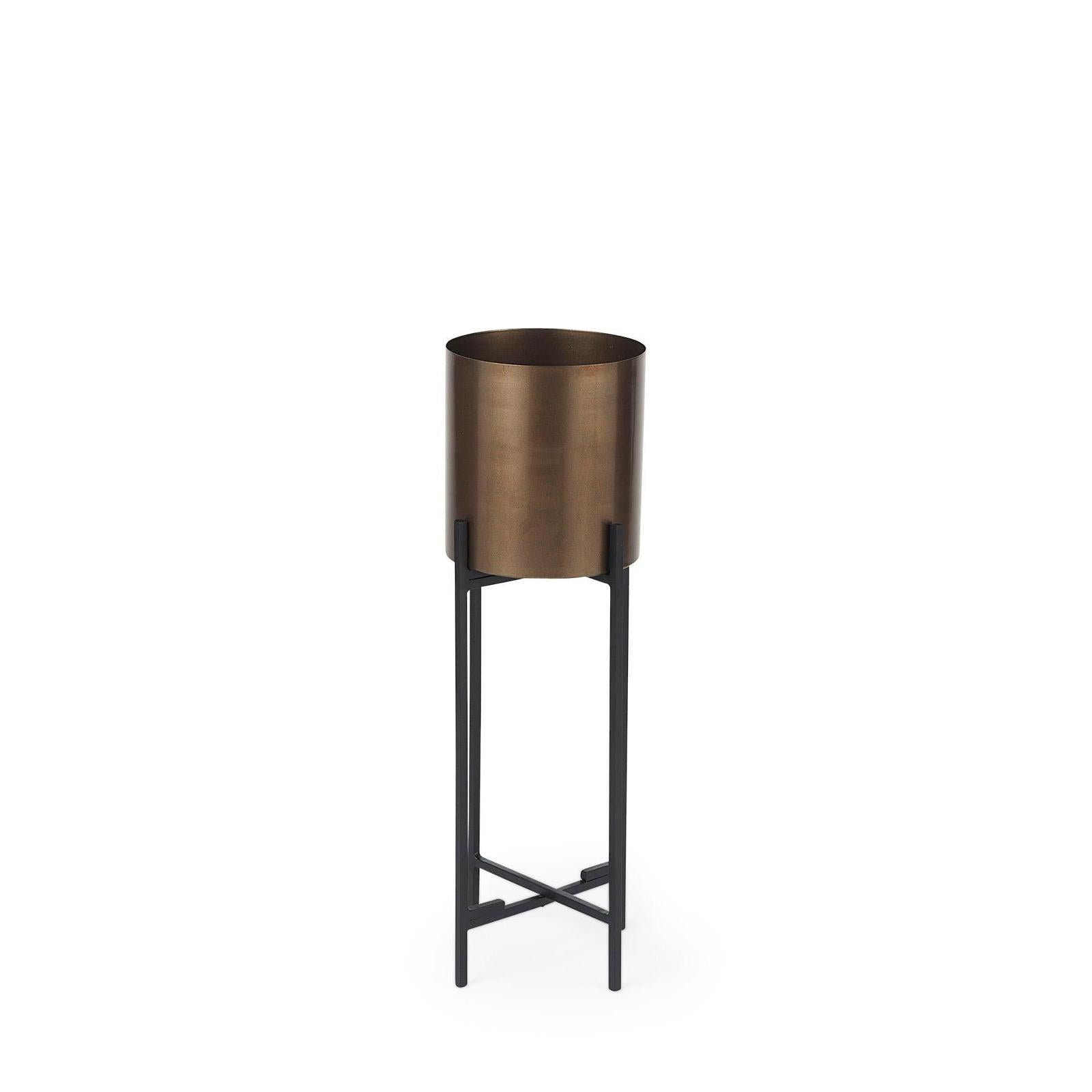 Mercana Sowerberry Plant Stand