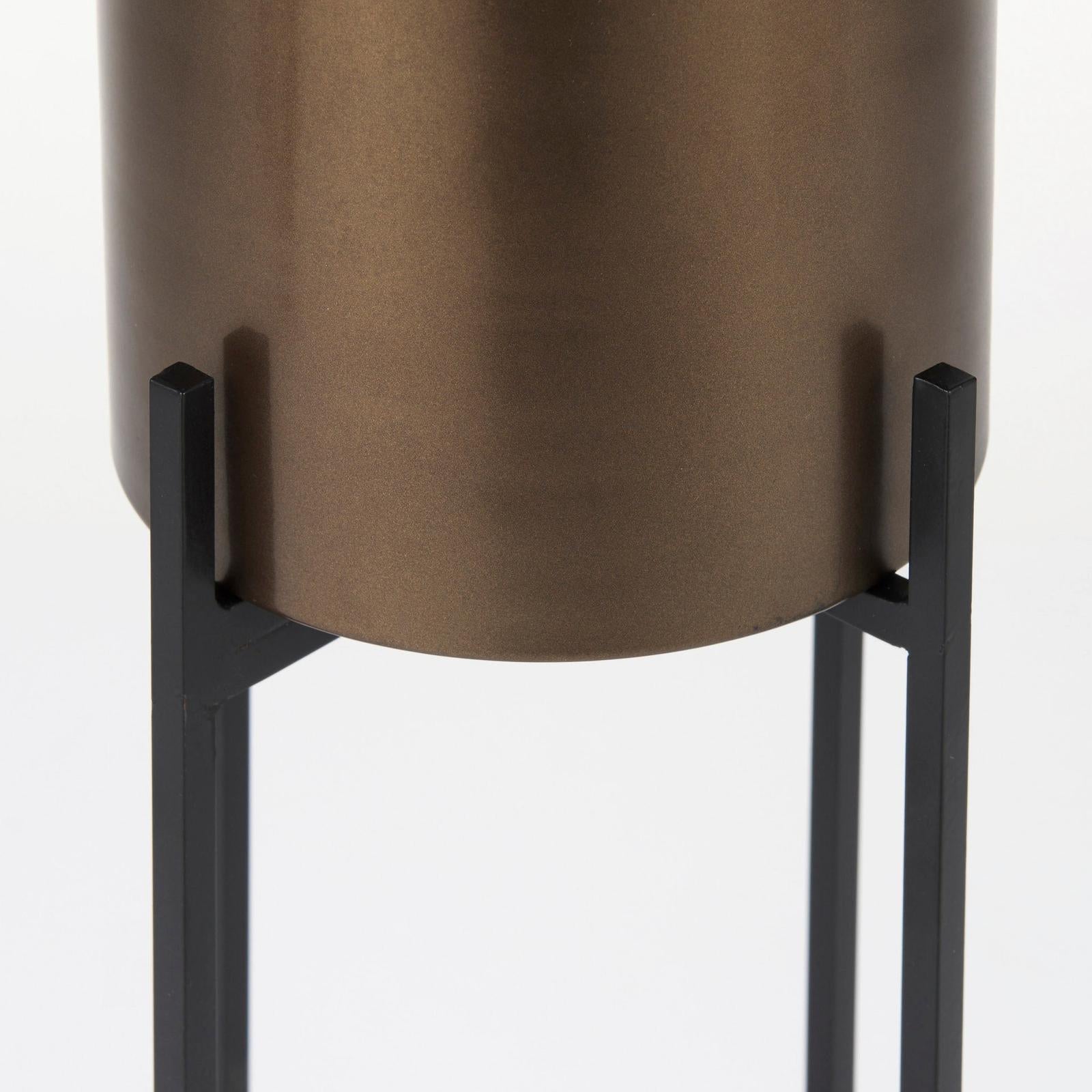 Mercana Sowerberry Plant Stand