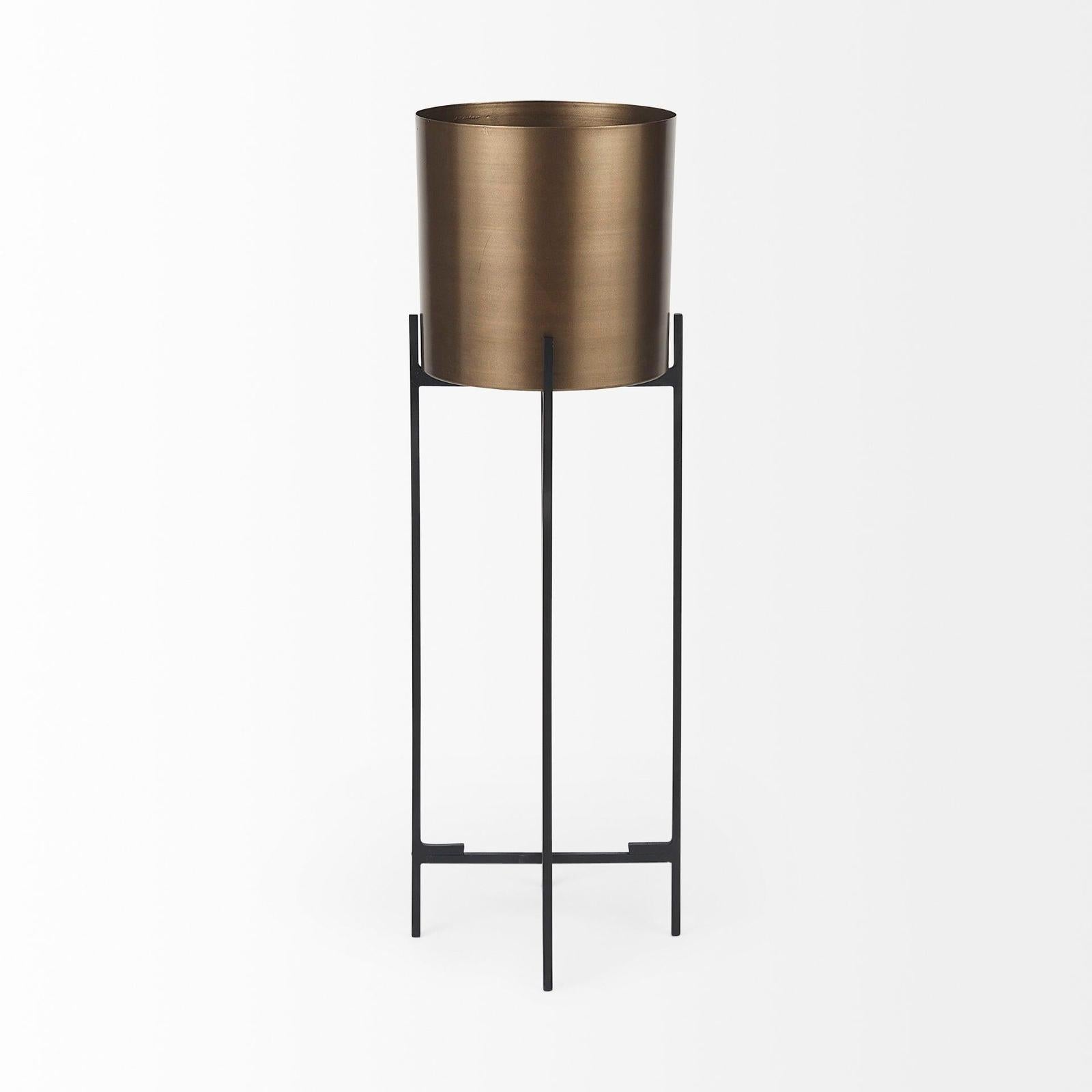 Mercana Sowerberry Plant Stand