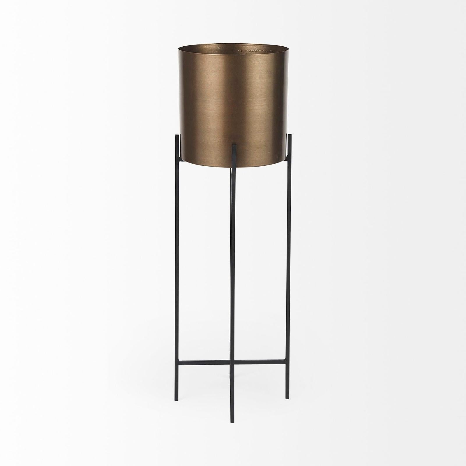 Mercana Sowerberry Plant Stand