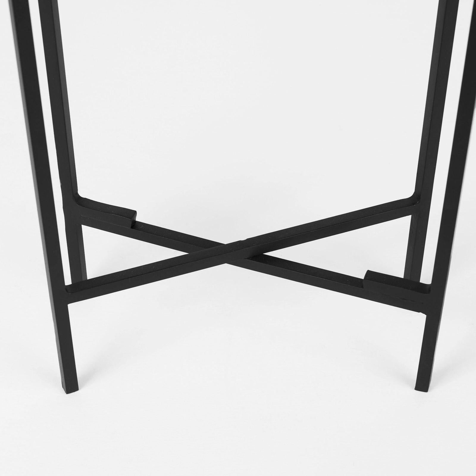 Mercana Sowerberry Plant Stand