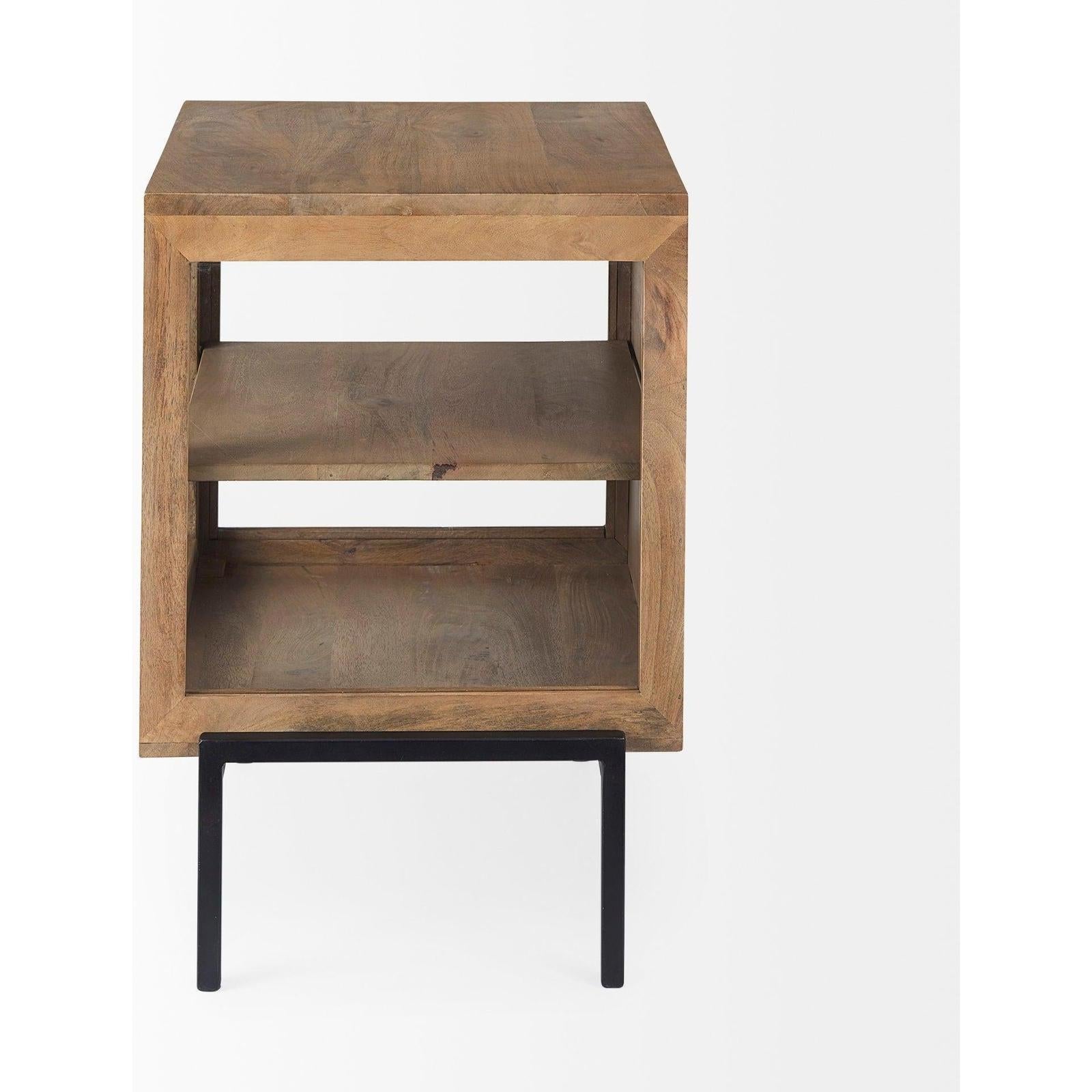 Mercana Arelius Wood End/Side Table