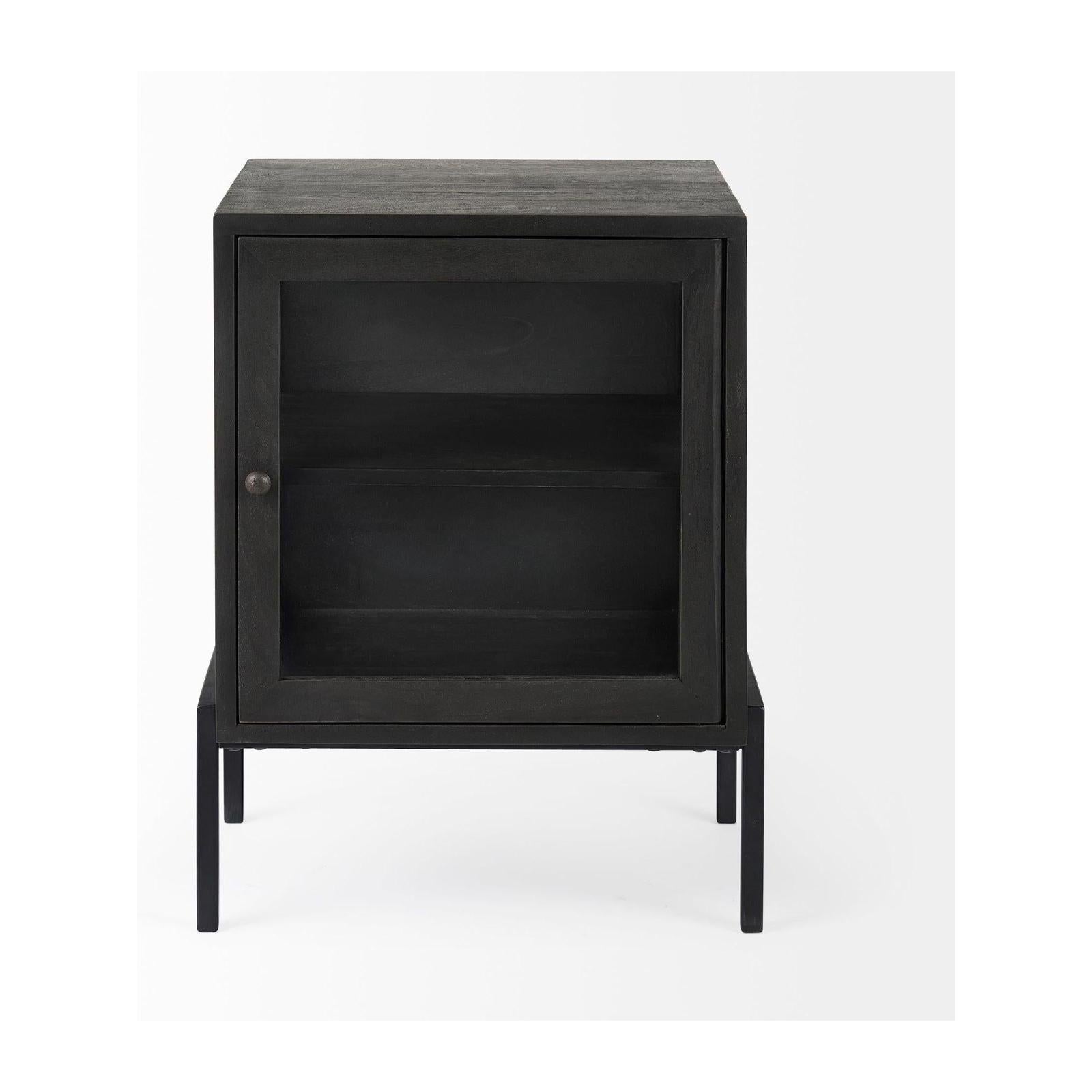 Mercana Arelius Wood End/Side Table