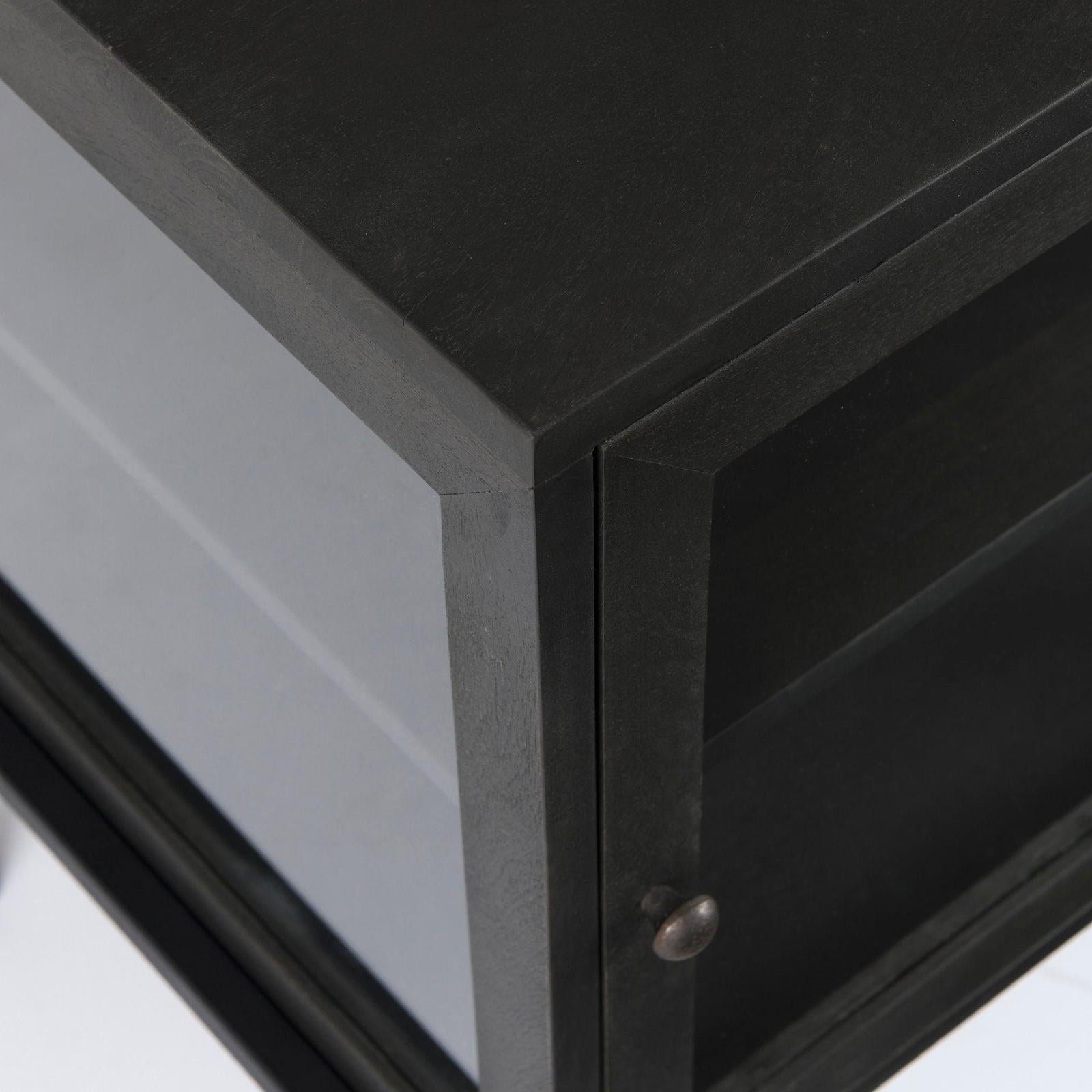 Mercana Arelius Wood End/Side Table