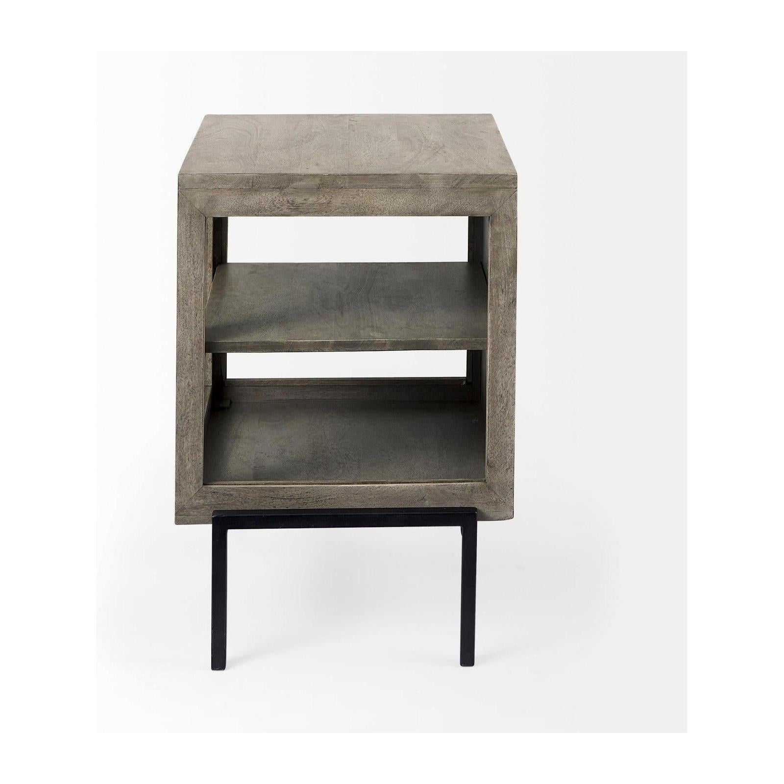 Mercana Arelius Wood End/Side Table