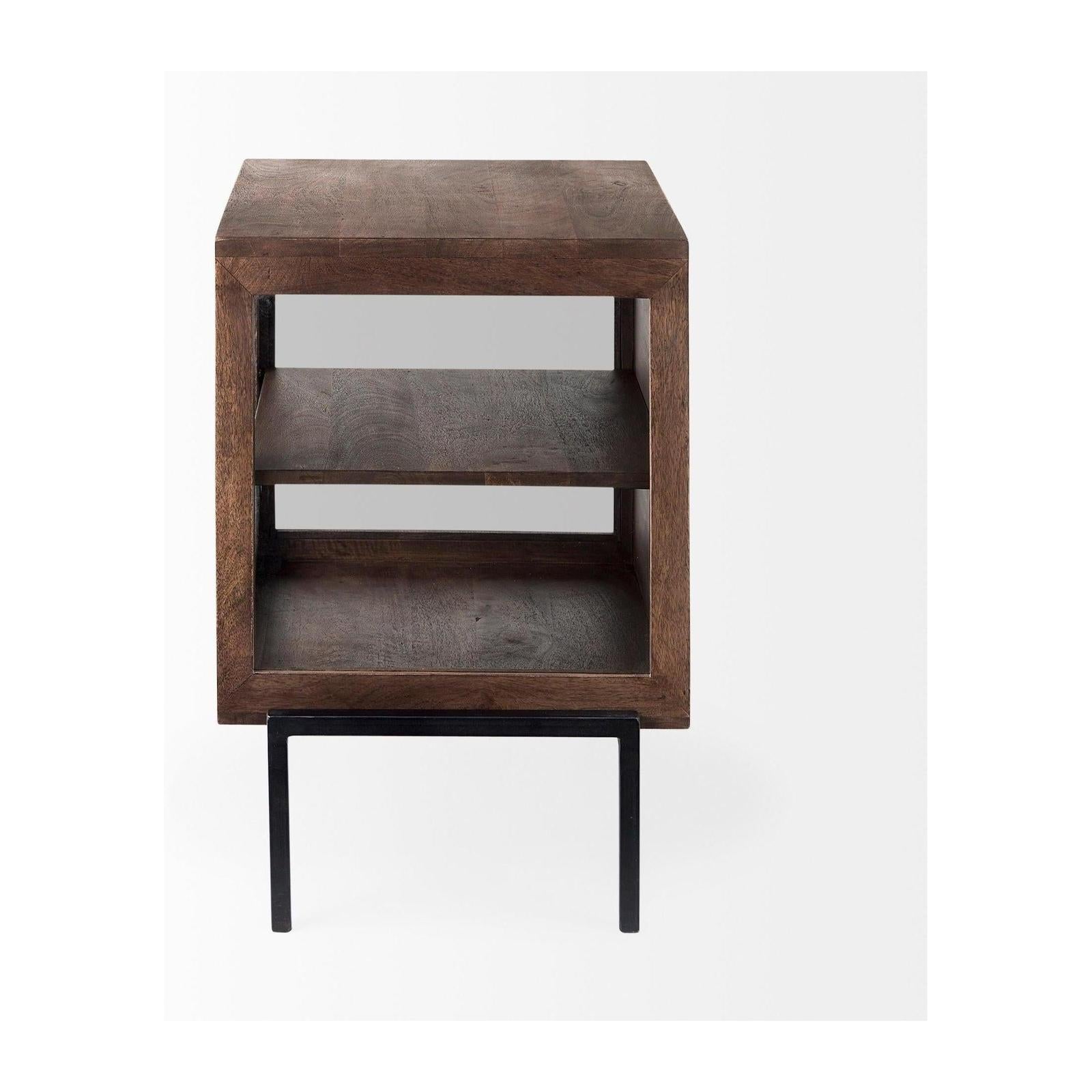 Mercana Arelius Wood End/Side Table