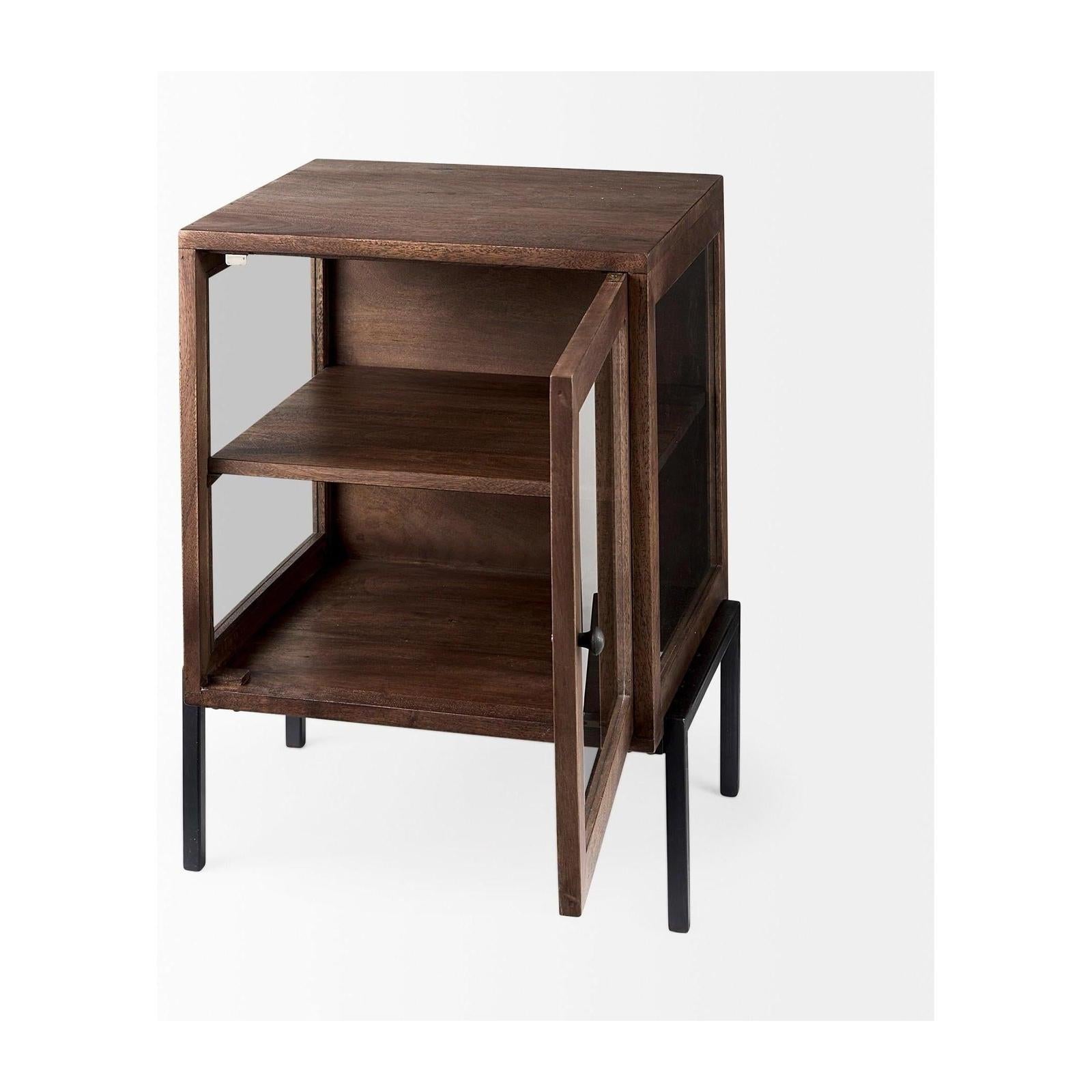 Mercana Arelius Wood End/Side Table