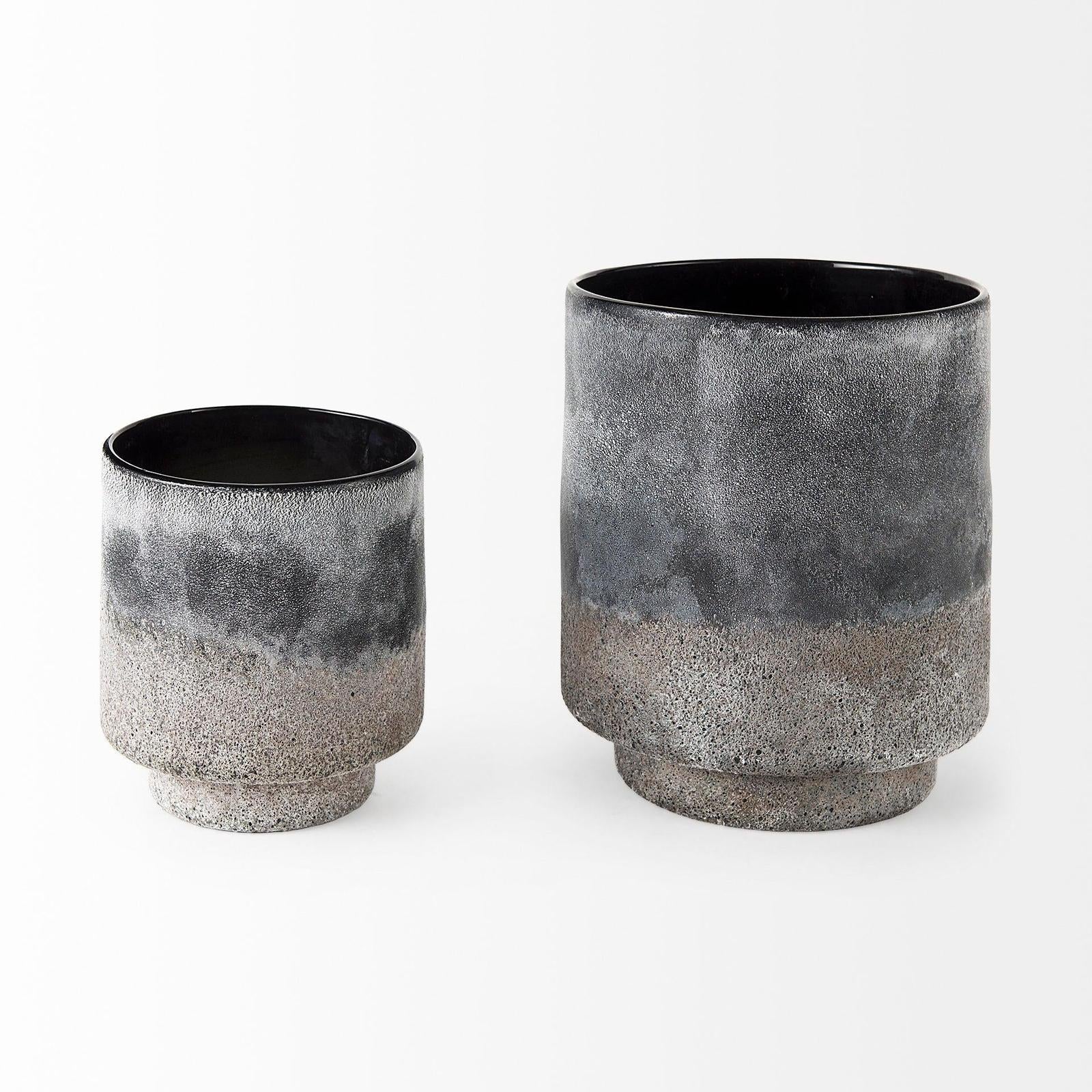Mercana Squally Black/Brown Glass Ombre Textured Vase