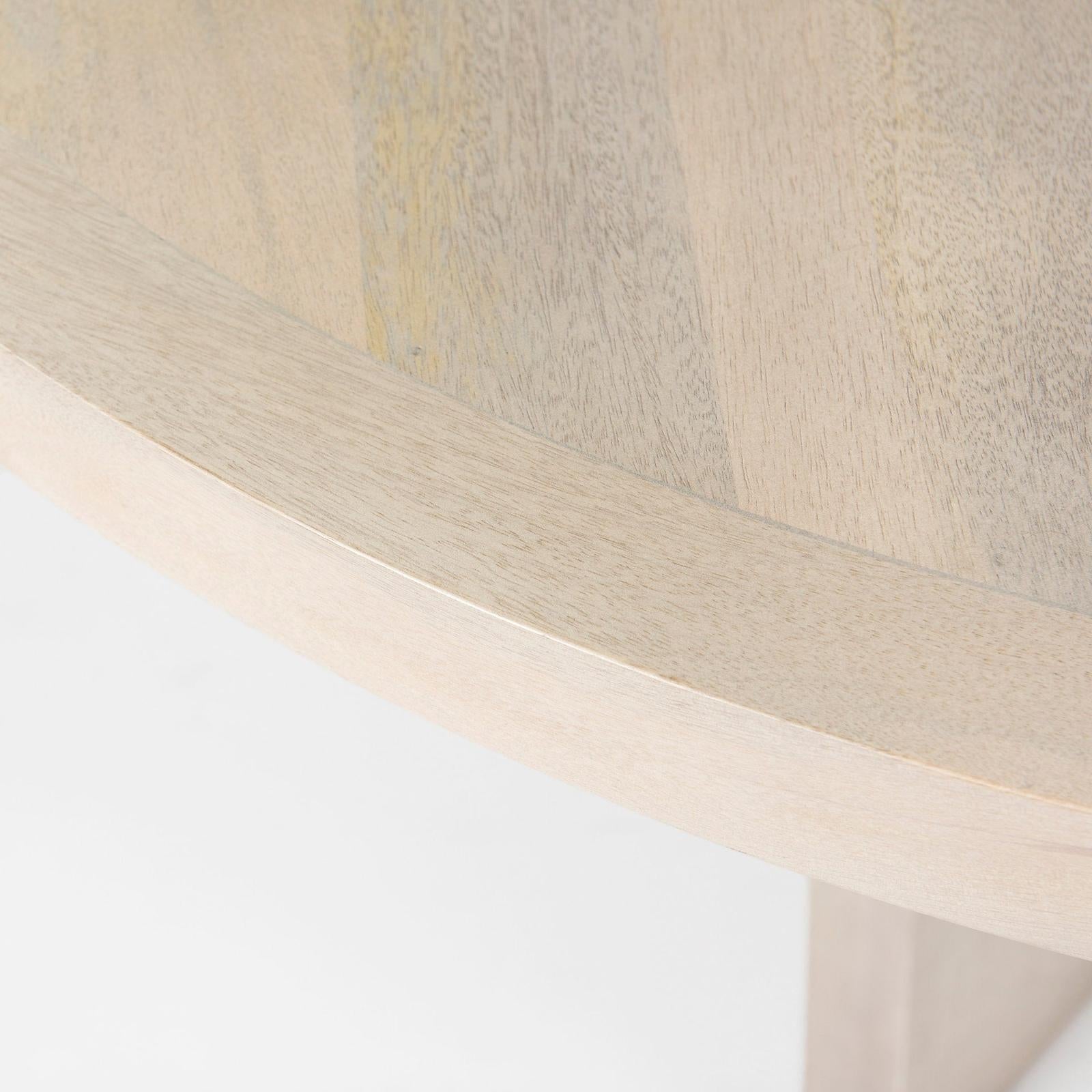 Mercana Liesl Wood W/ Circular Top Dining Table