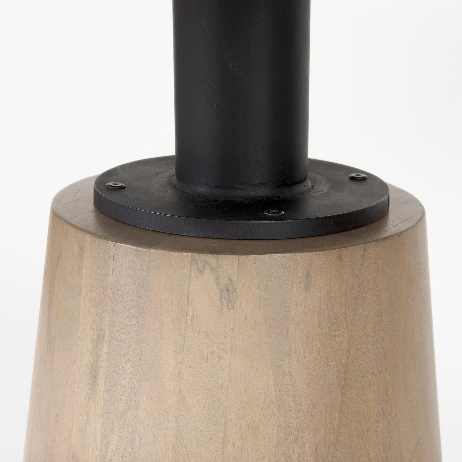 Mercana Maxwell Round Accent Pedestal Bistro Table