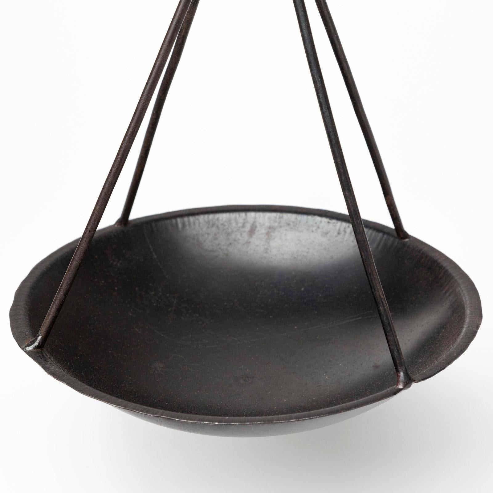 Mercana Adilah  Black Metal Vintage Inspired Weighing Scale