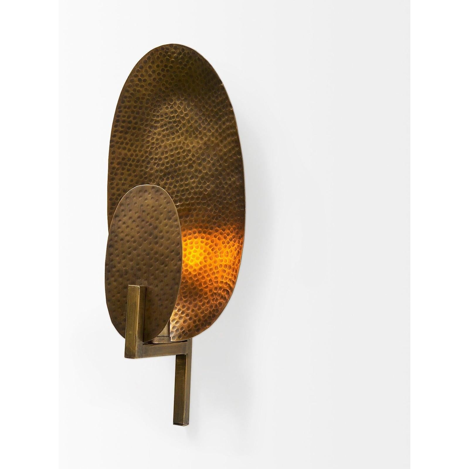 Mercana Clarence Metal Hammered Gold Round Wall Sconce