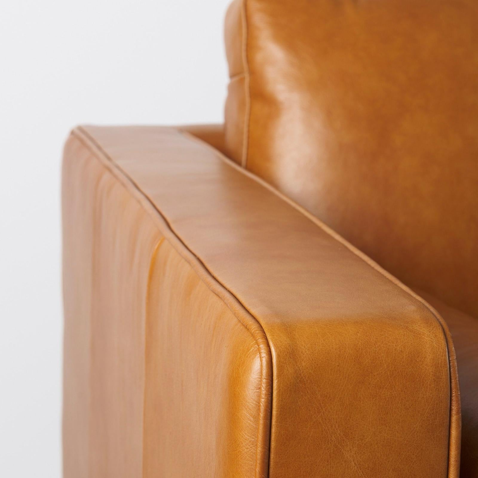 Mercana Svend Leather Sofa Clearance