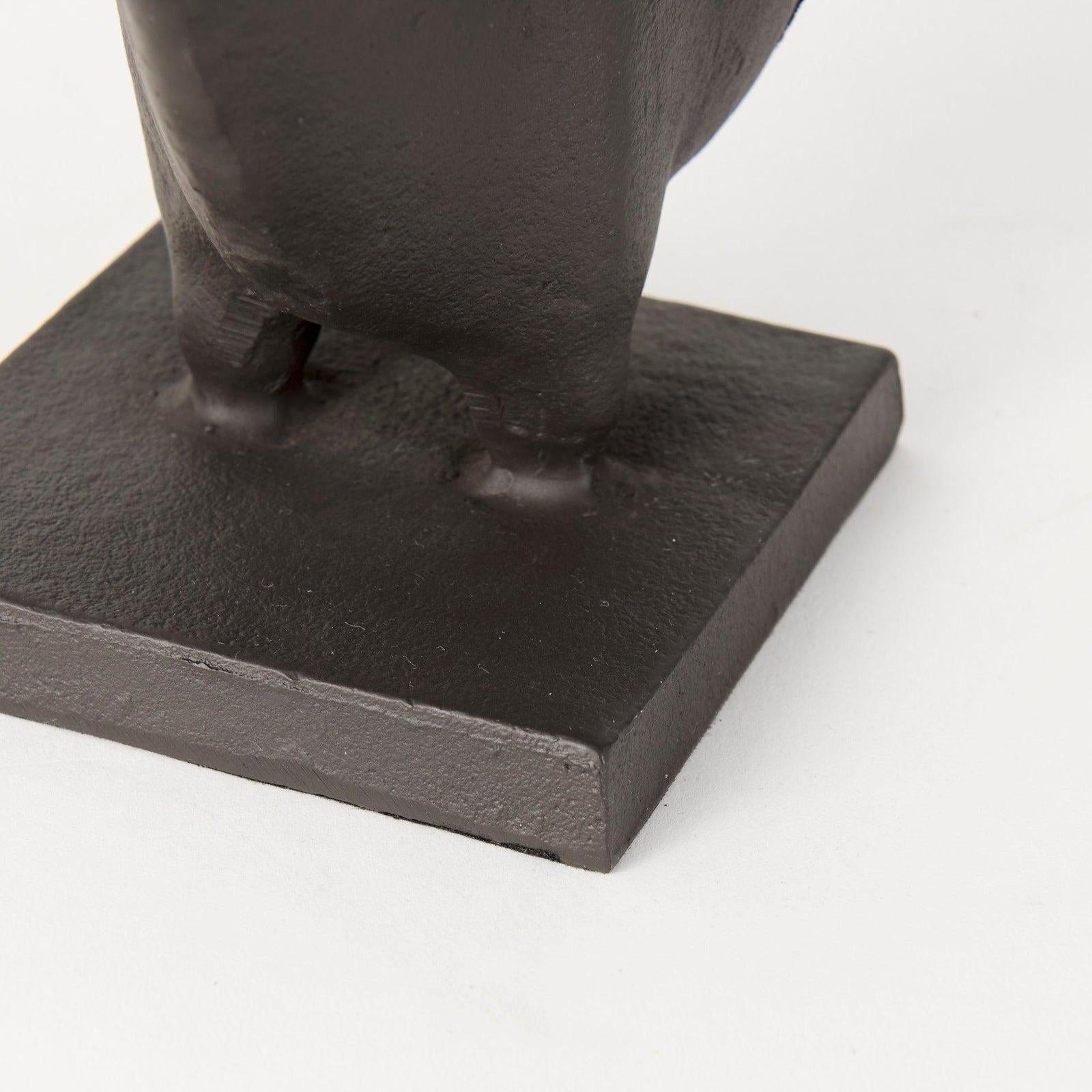 Mercana Taurus Black Cast Aluminum Bull Bookends- Set of 2