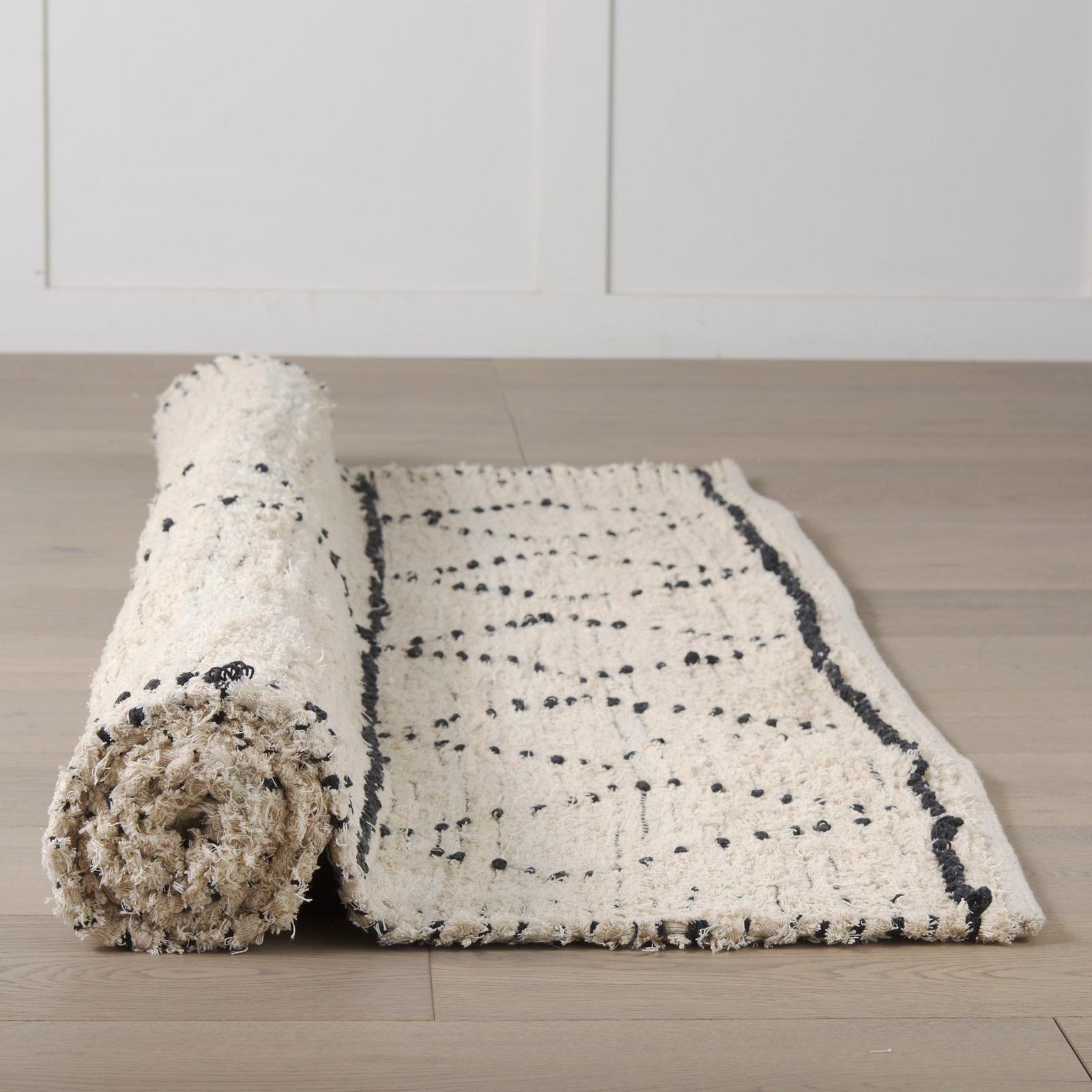 Mercana Calvert 8x10 Gray Cotton Hand Woven Diamond Patterned Rug