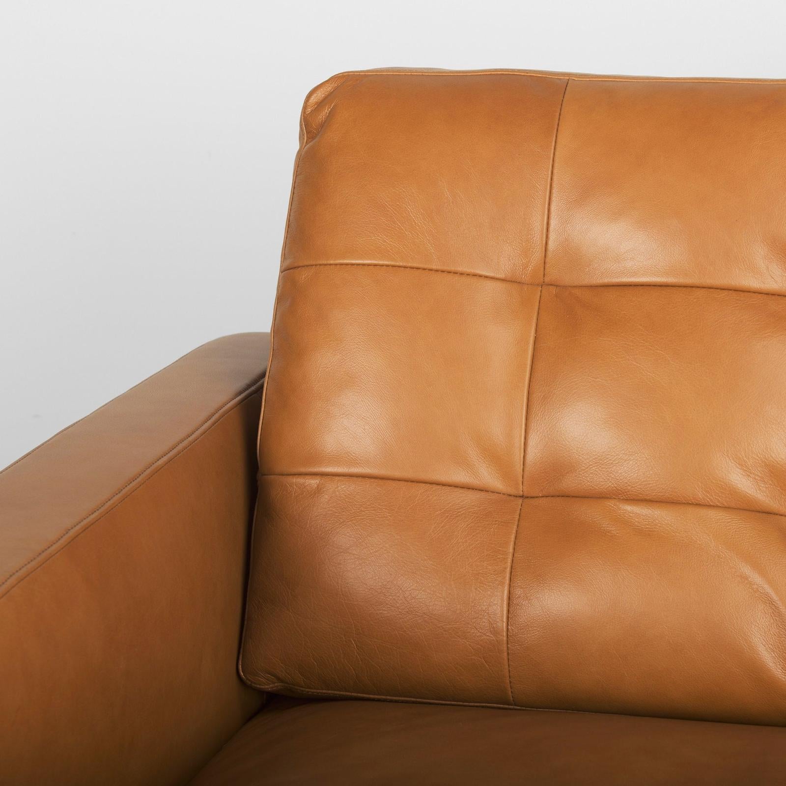 Mercana Olaf Tan Leather Sofa Clearance